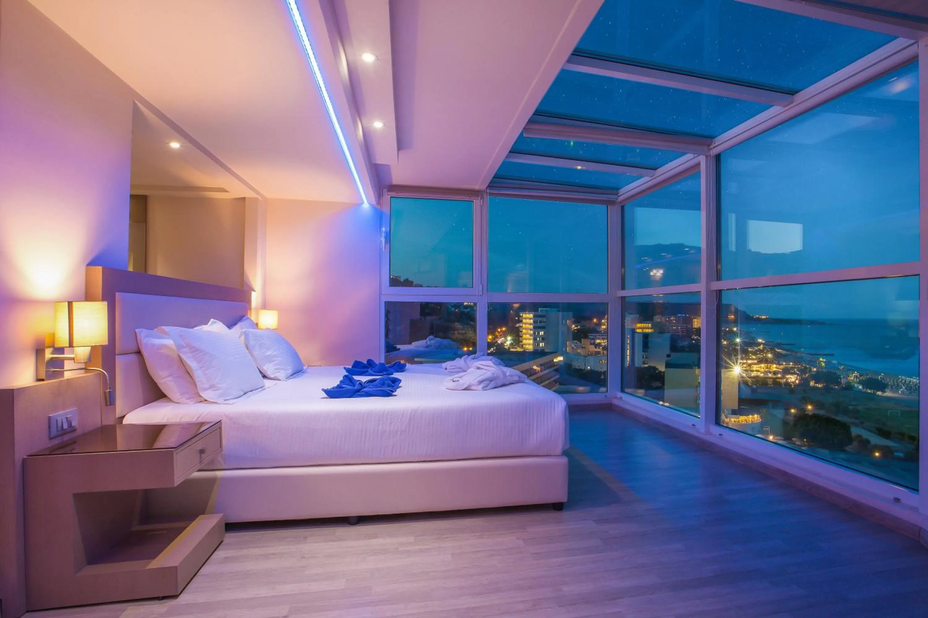 Bedroom, Bed in Pegasos Deluxe Beach Hotel