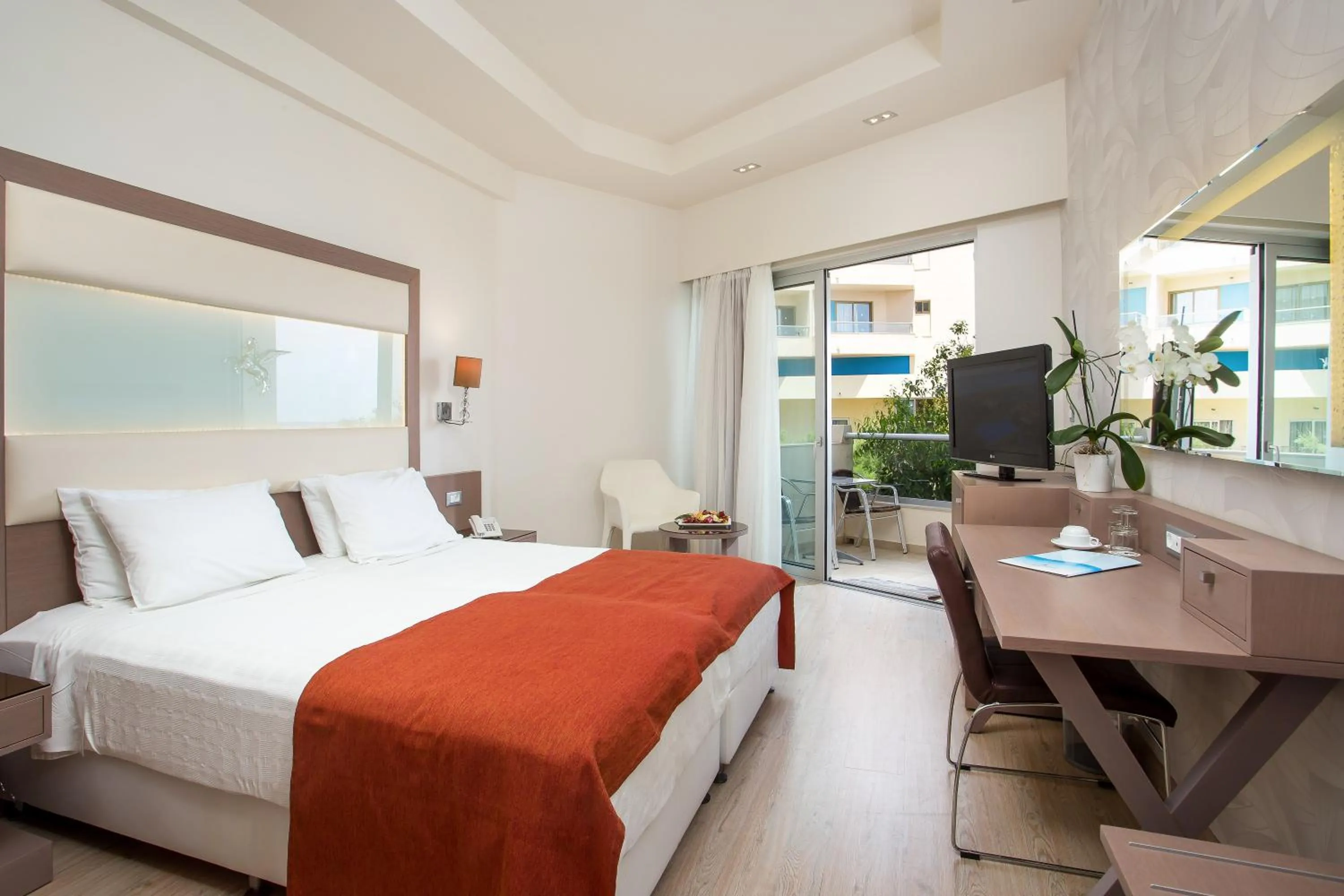 Bedroom, Bed in Pegasos Deluxe Beach Hotel