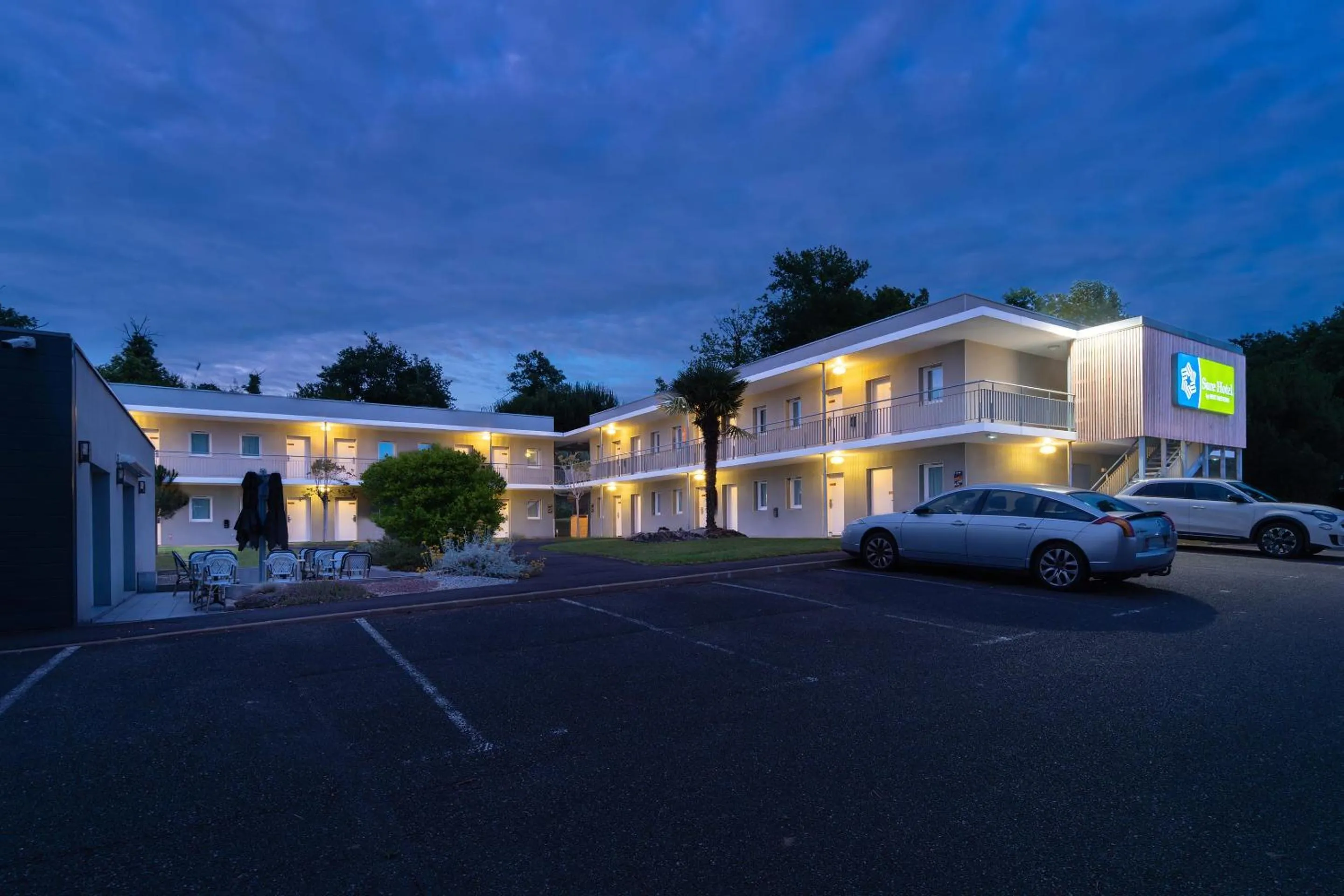 Property building in Sure Hotel by Best Western Mont-de-Marsan