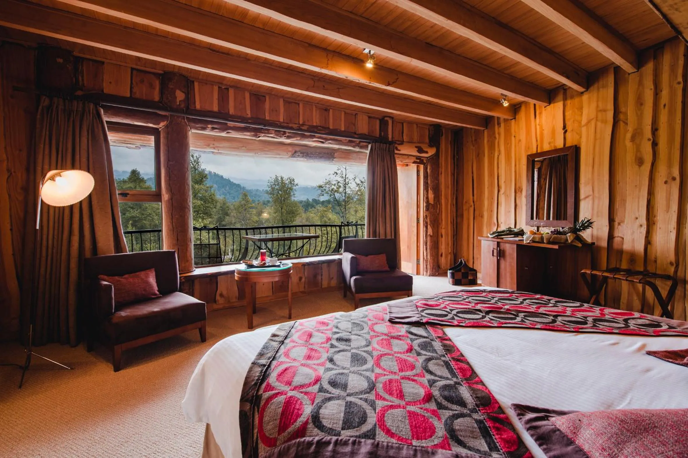 Bedroom, Bed in Huilo Huilo Nothofagus Hotel & Spa