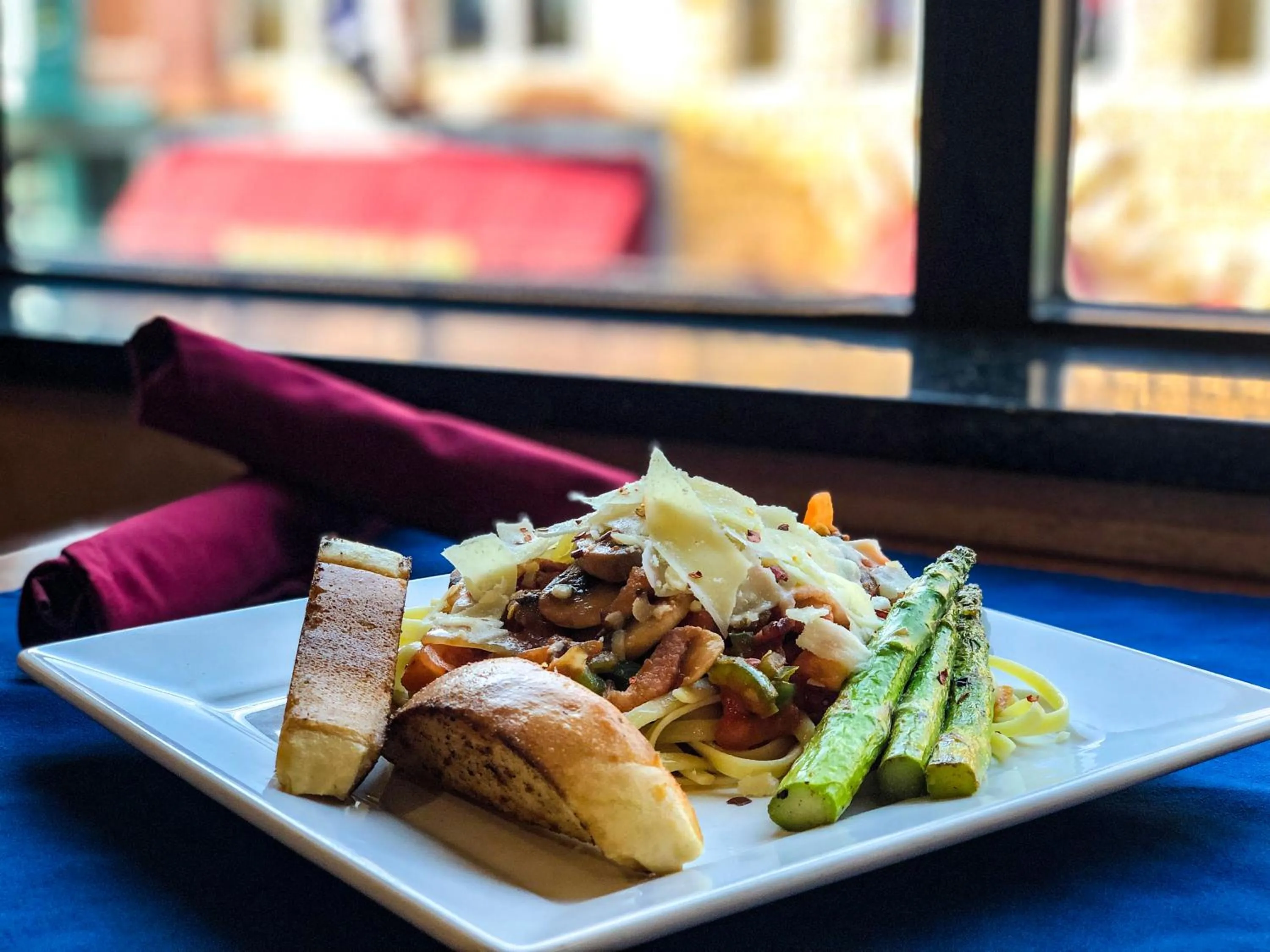 Food and drinks in Mineral Palace Hotel & Gaming