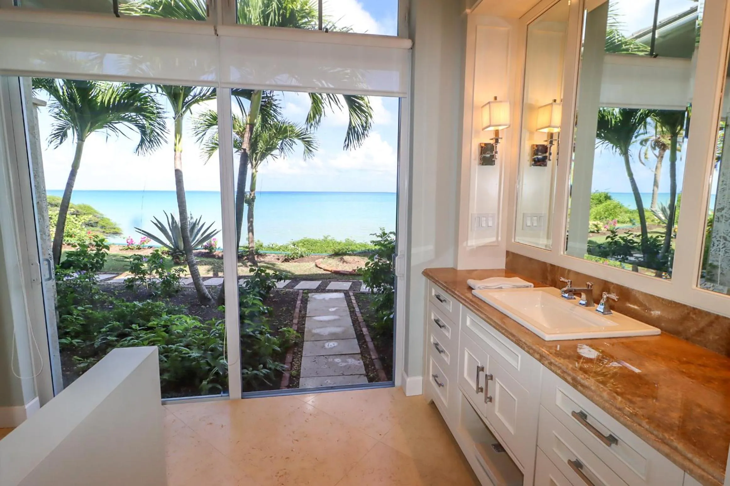 Bathroom in Siboney Beach Club