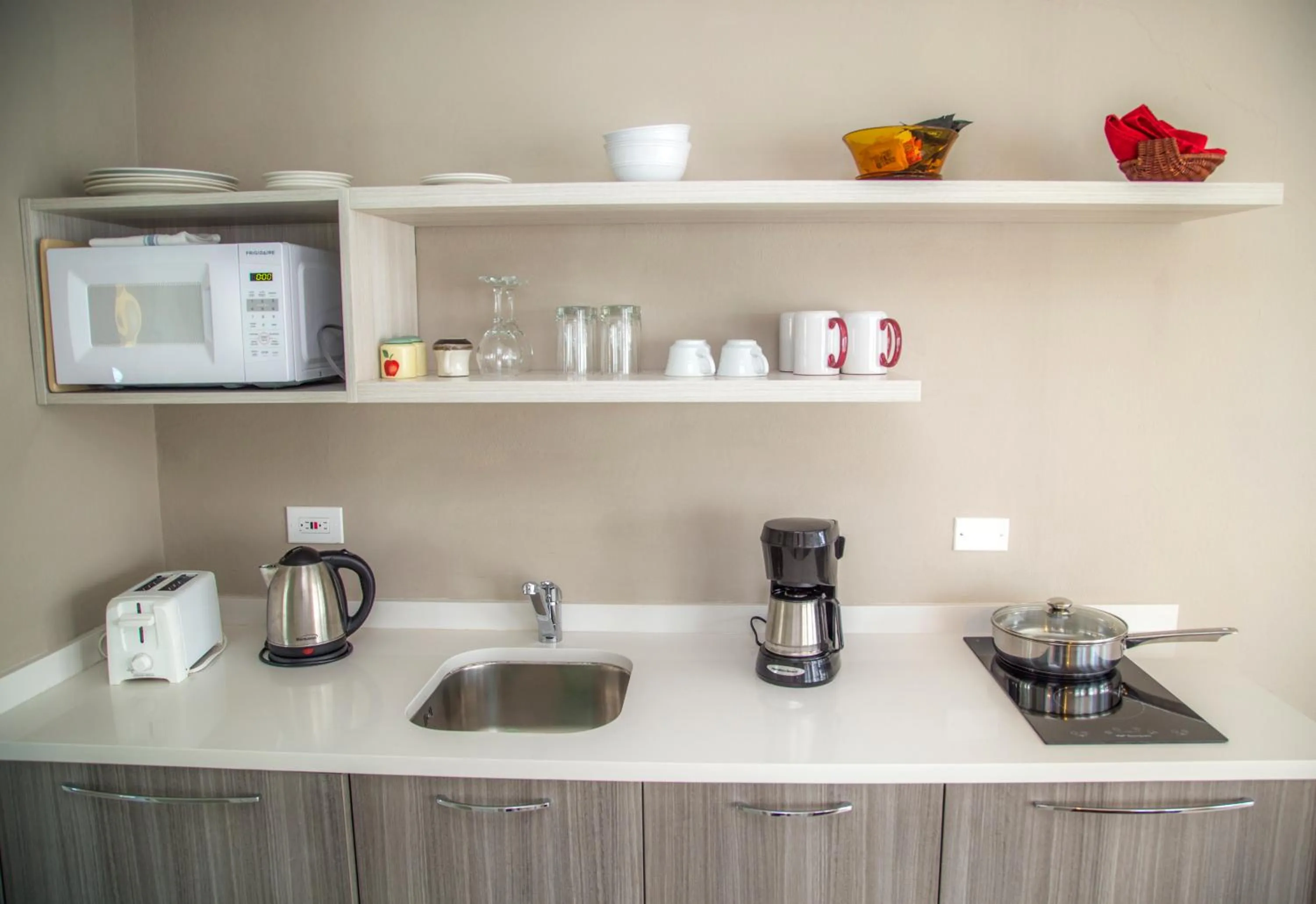 Kitchen or kitchenette in Siboney Beach Club