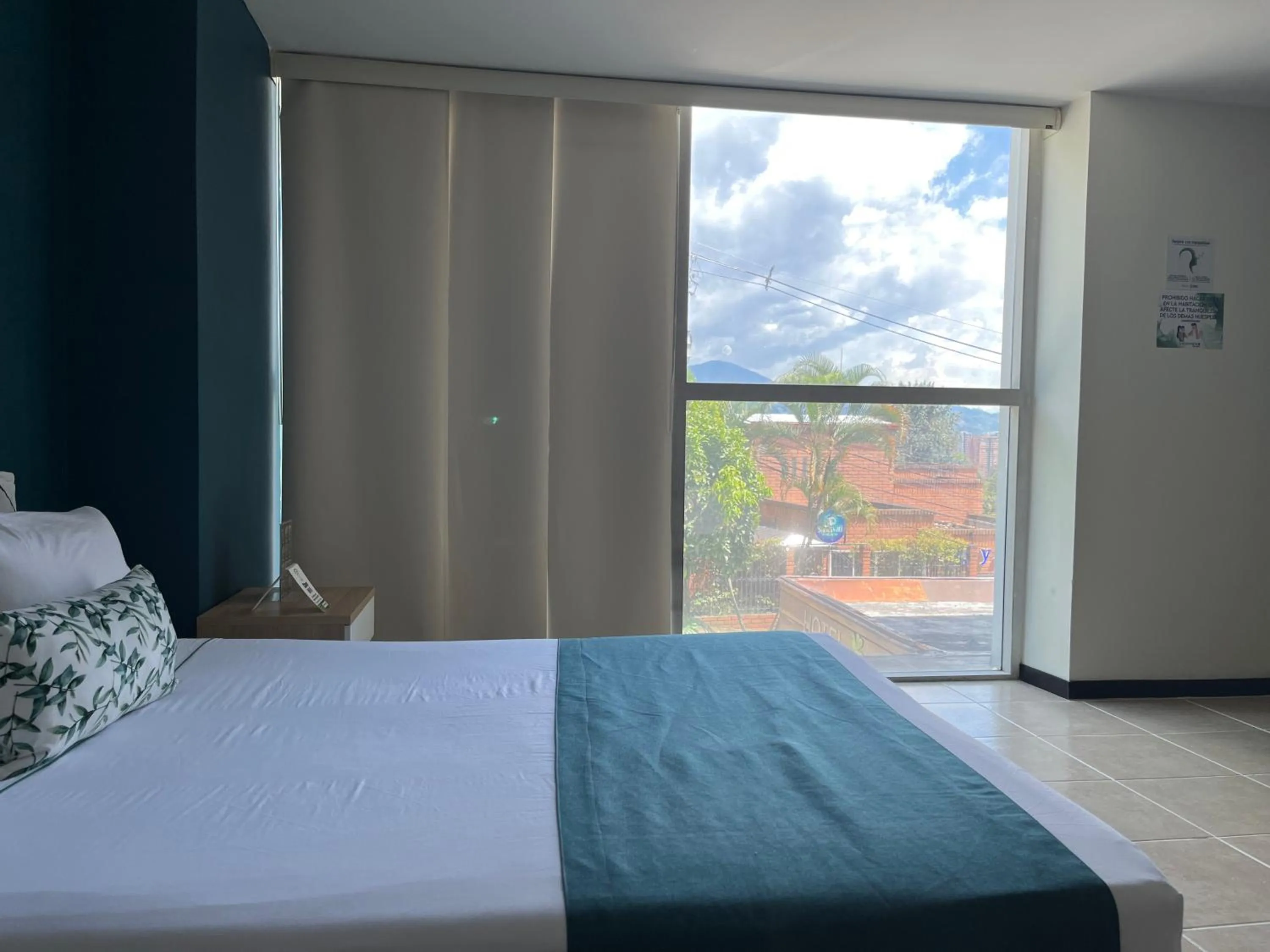 Bed in Greenview Medellin By St Hoteles