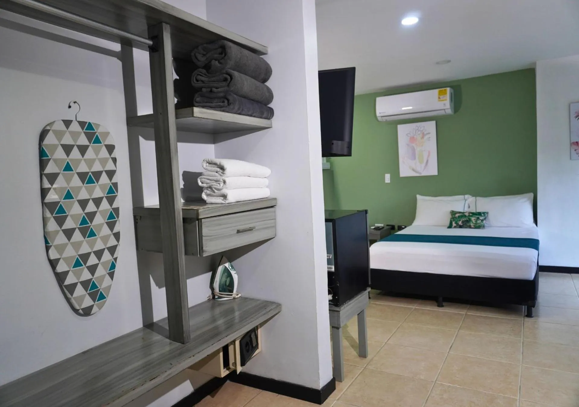 Bed in Greenview Medellin By St Hoteles