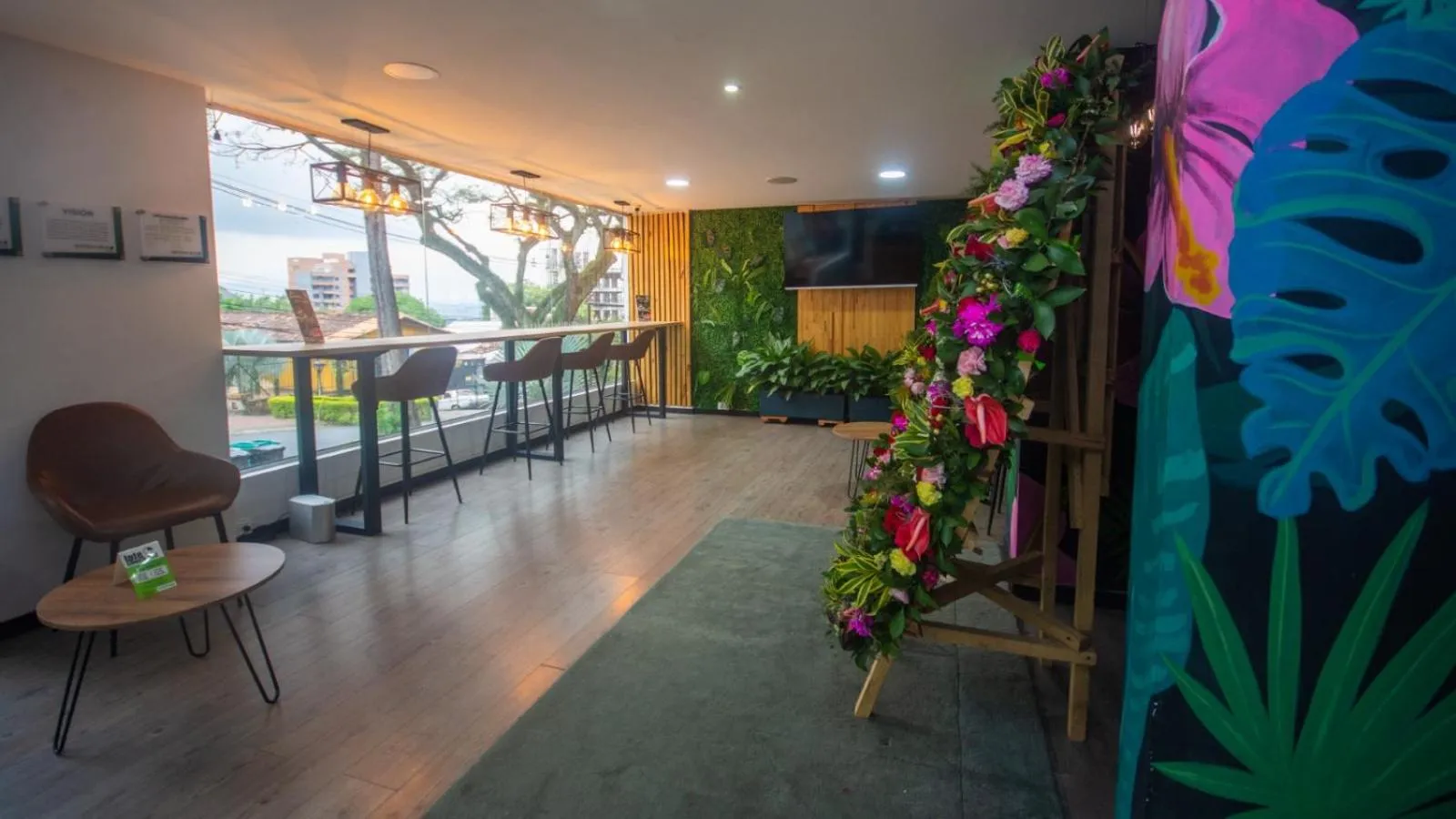 Greenview Medellin By St Hoteles