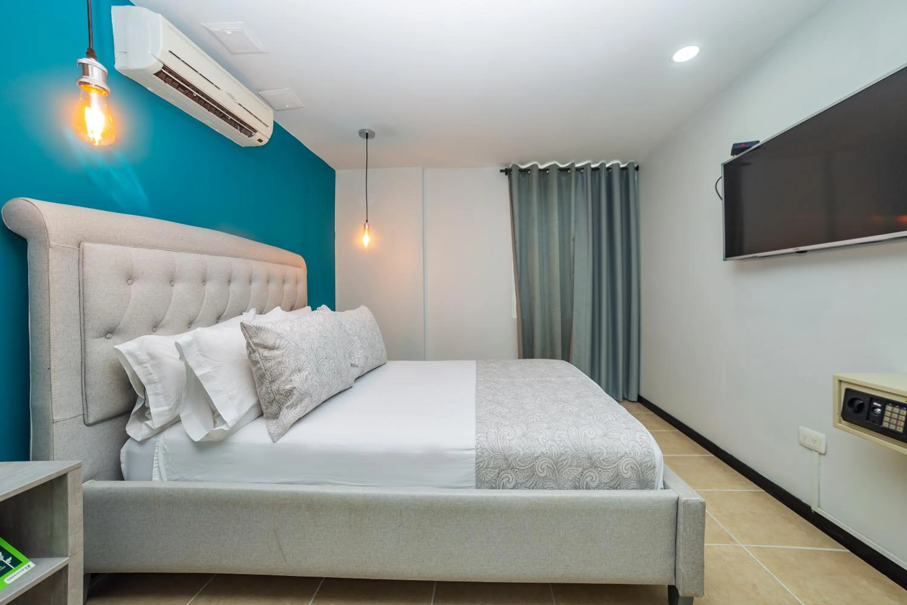 Bedroom, Bed in Greenview Medellin By St Hoteles