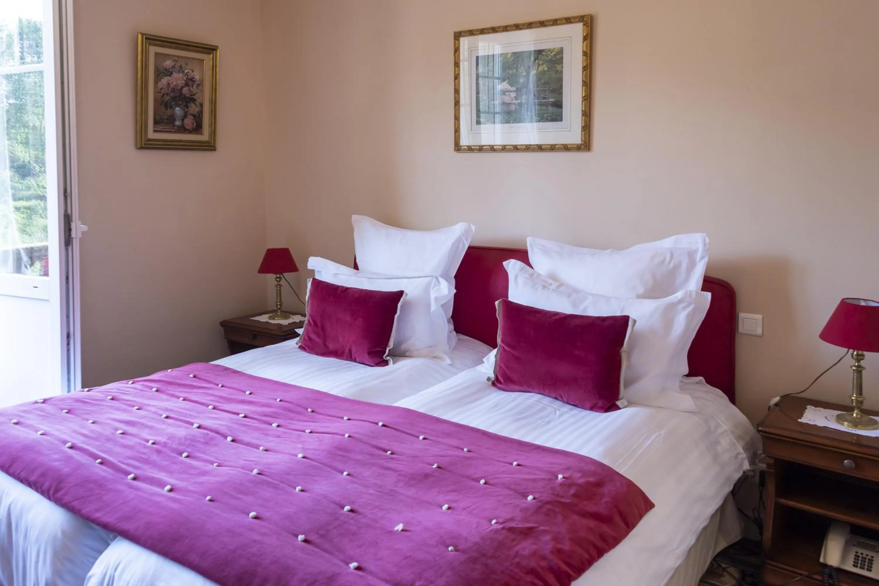 Shower in Hostellerie de la Motte jean