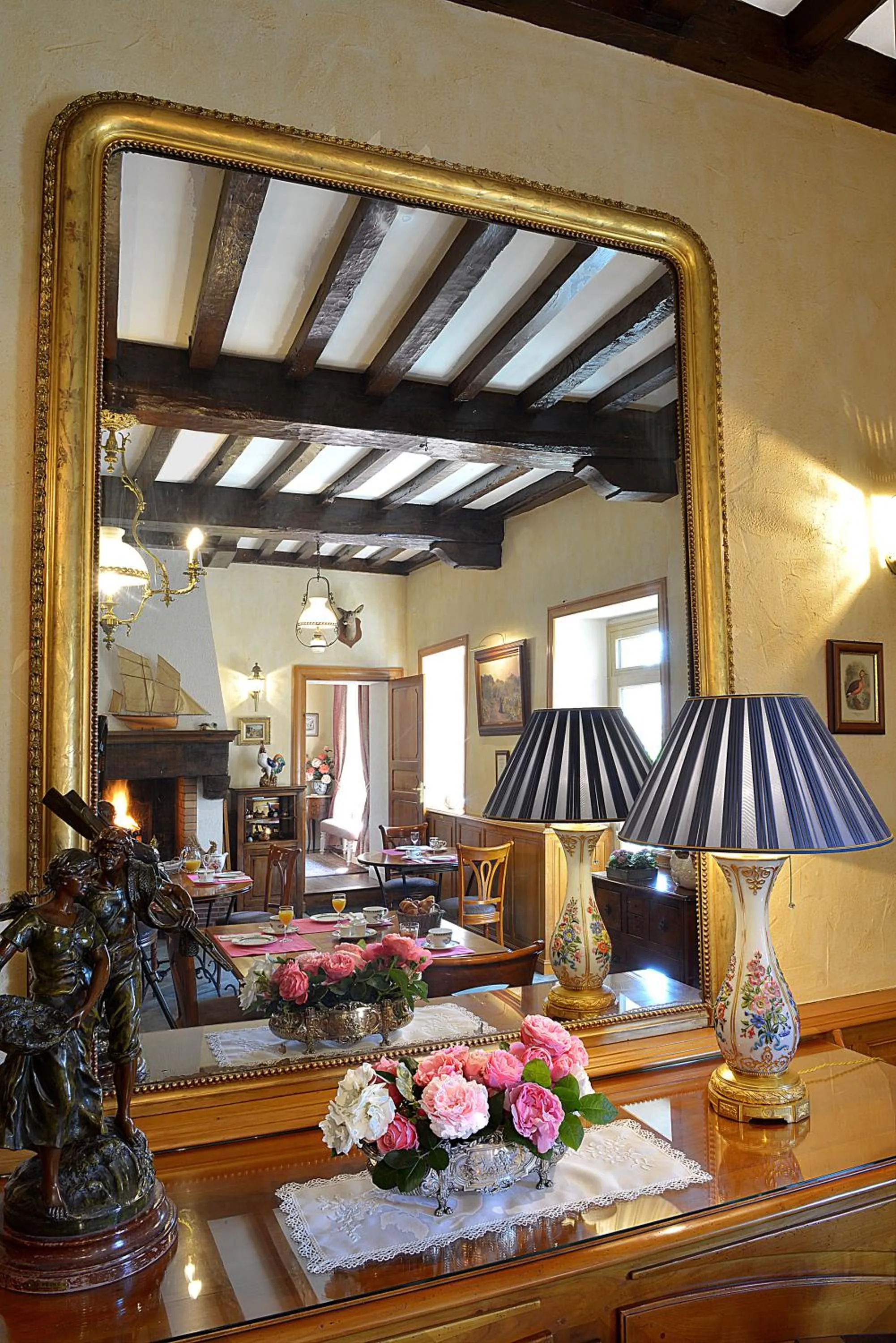 Decorative detail in Hostellerie de la Motte jean