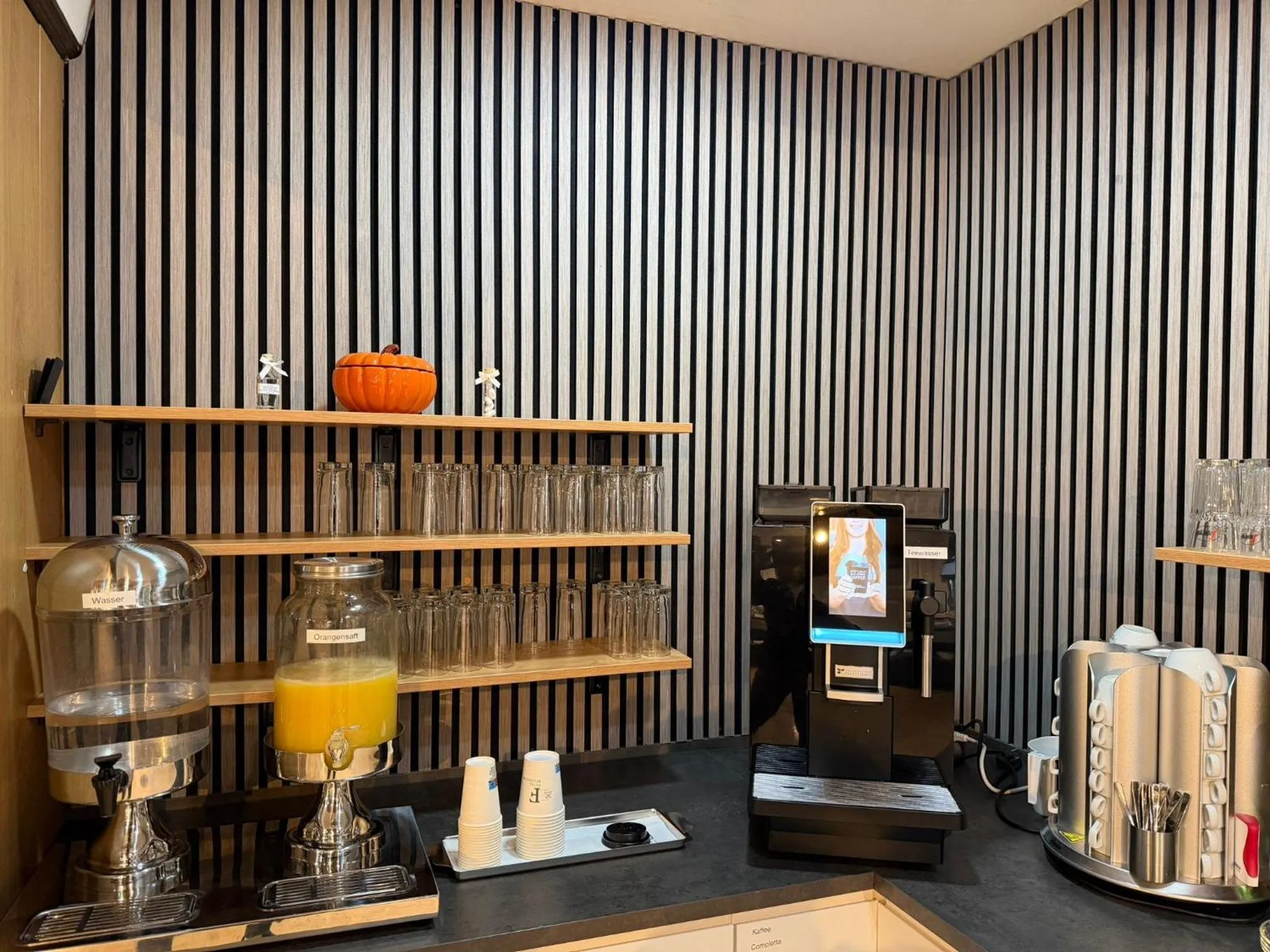 Coffee/tea facilities in F Hotel 24h Check-In