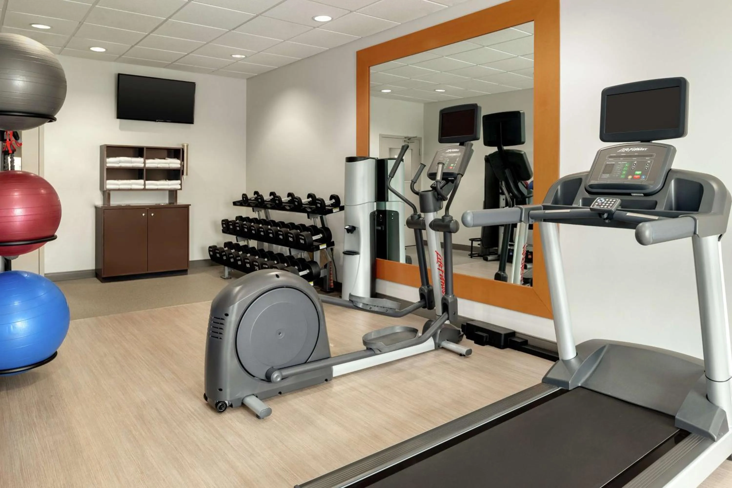 Fitness centre/facilities in Homewood Suites Fort Wayne