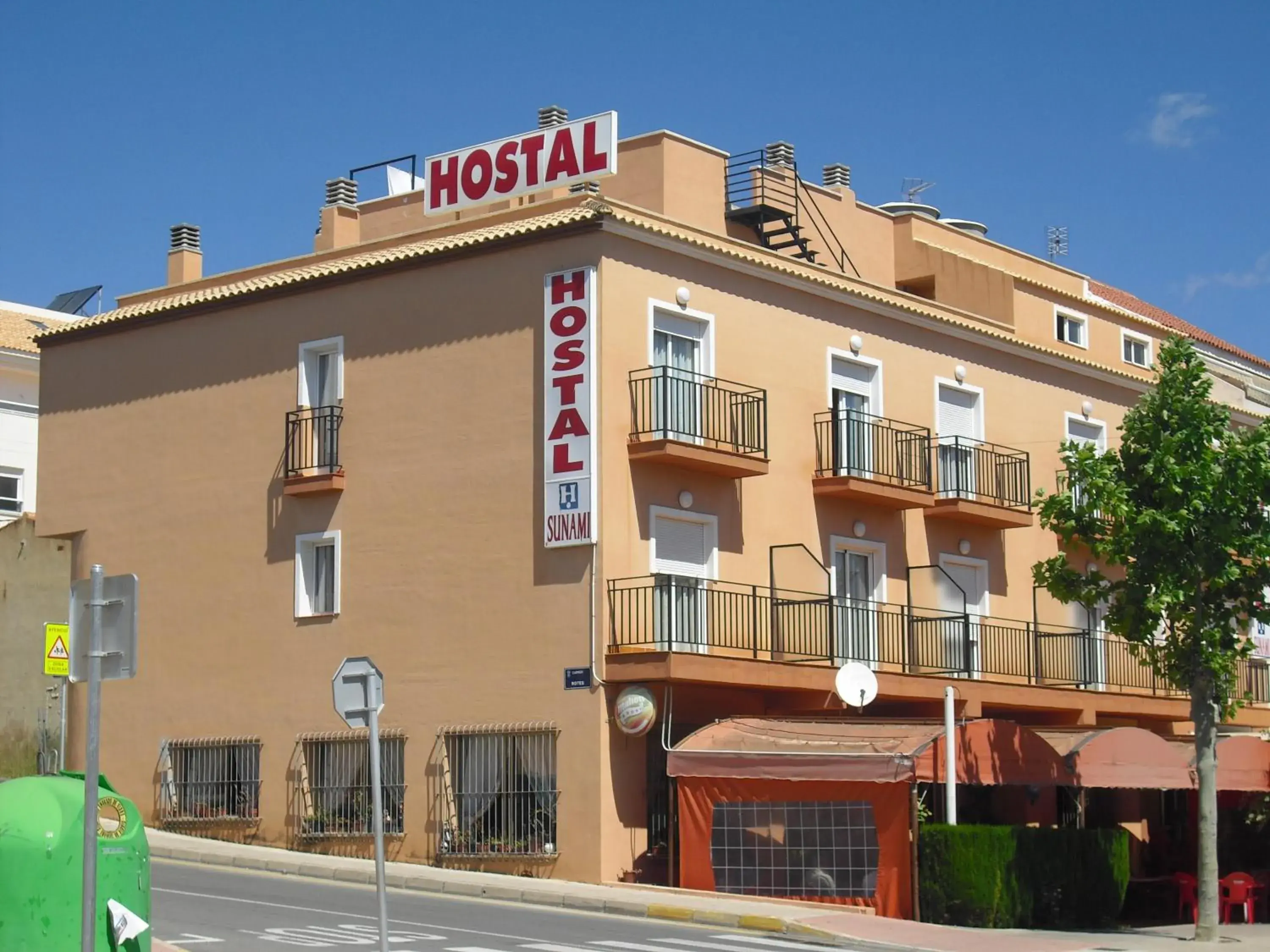 Hostal Sunami Hostal Sunami