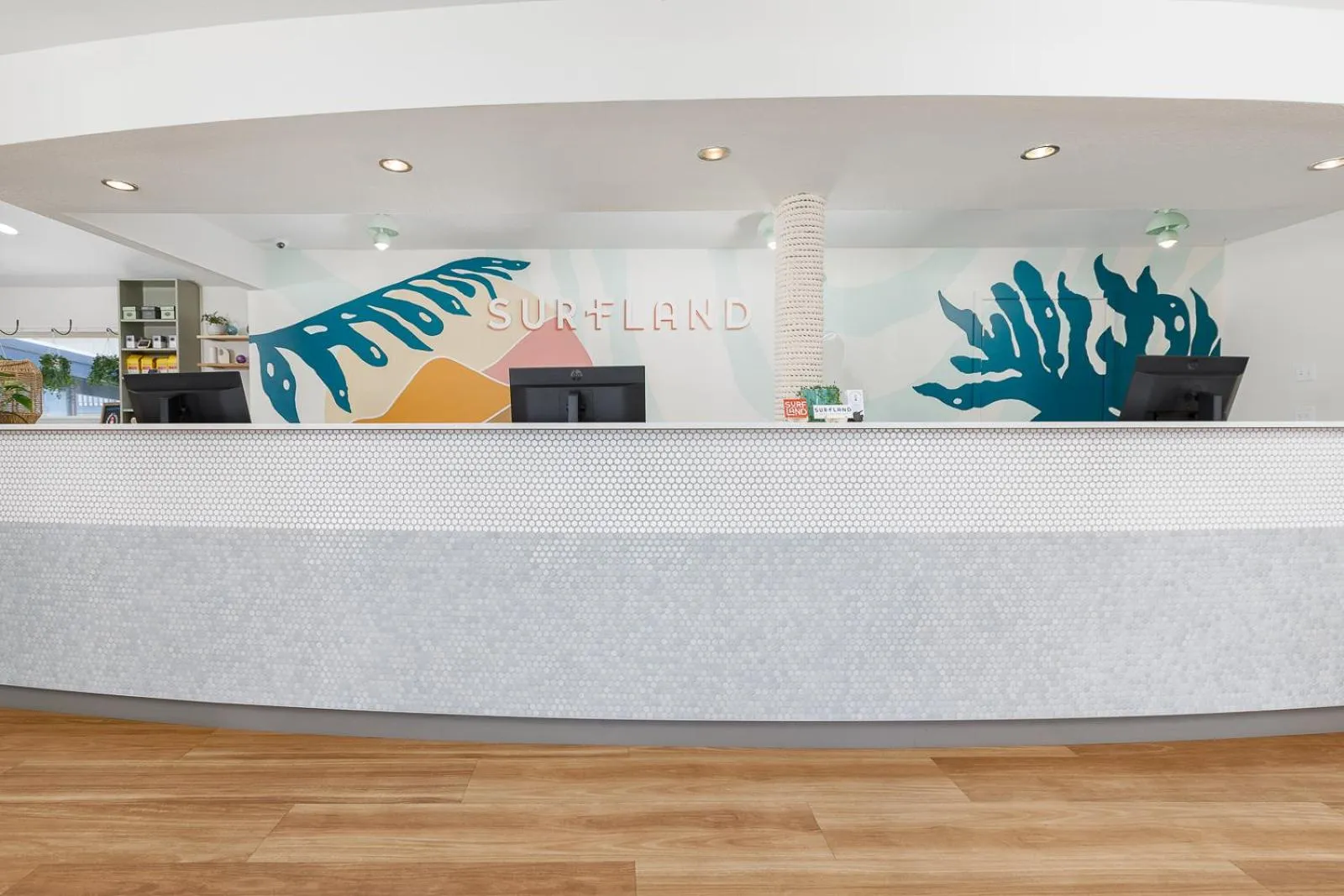 Lobby or reception in Surfland Hotel