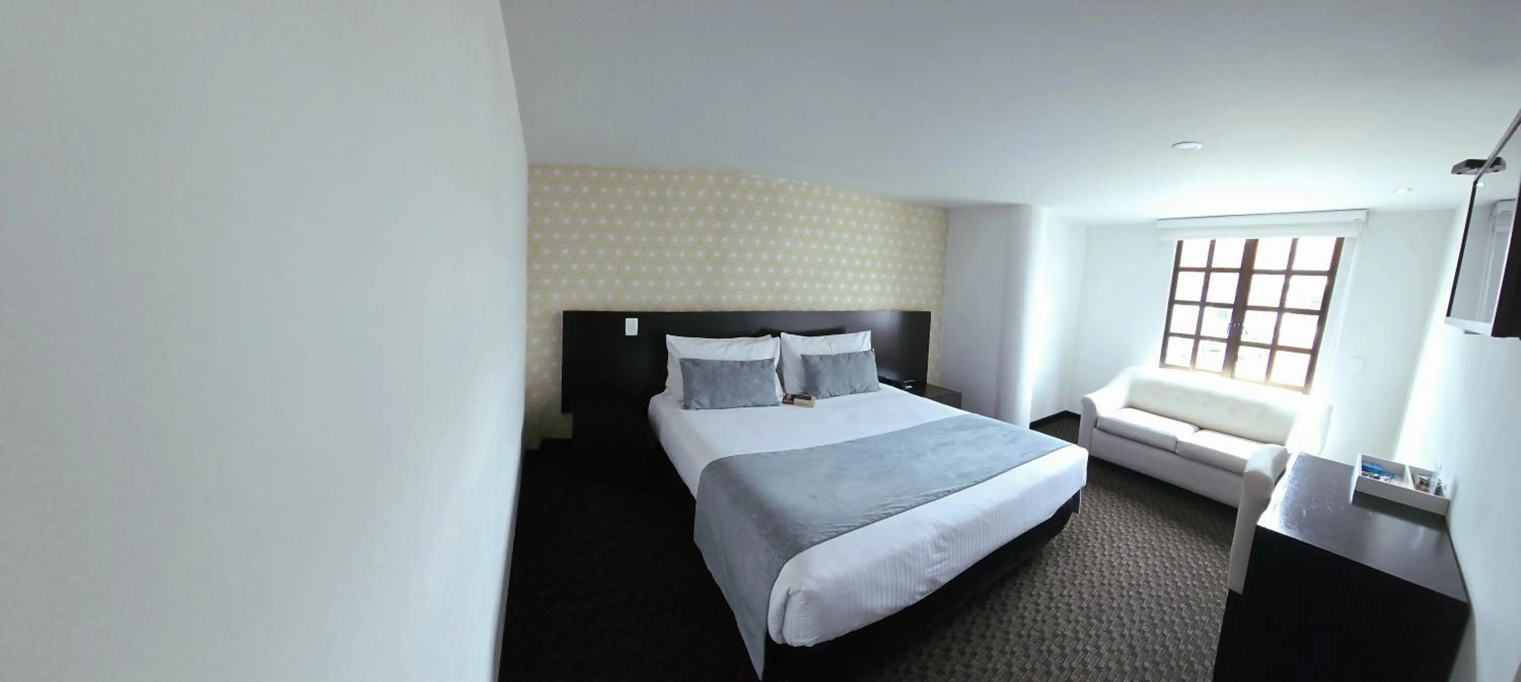 Bed in Hotel Castellana 95 Bogota By Hoteles Confort 80