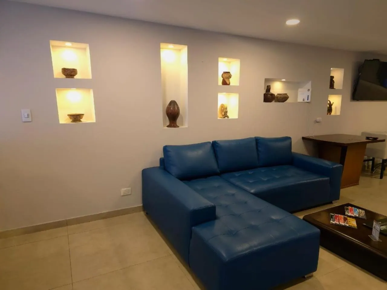 Lobby or reception in Hotel Castellana 95 Bogota By Hoteles Confort 80