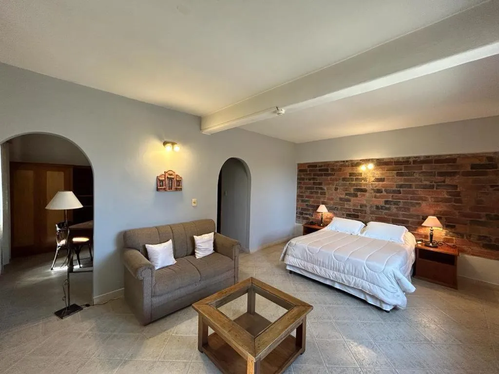 Photo of the whole room, Bed in Asuncion Palace