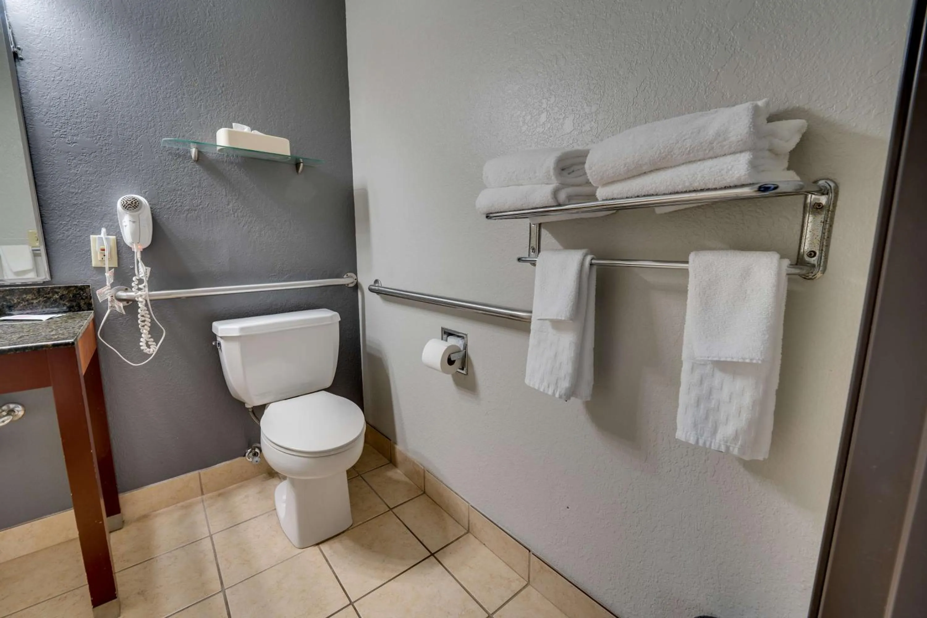 Bathroom in Best Western Somerset