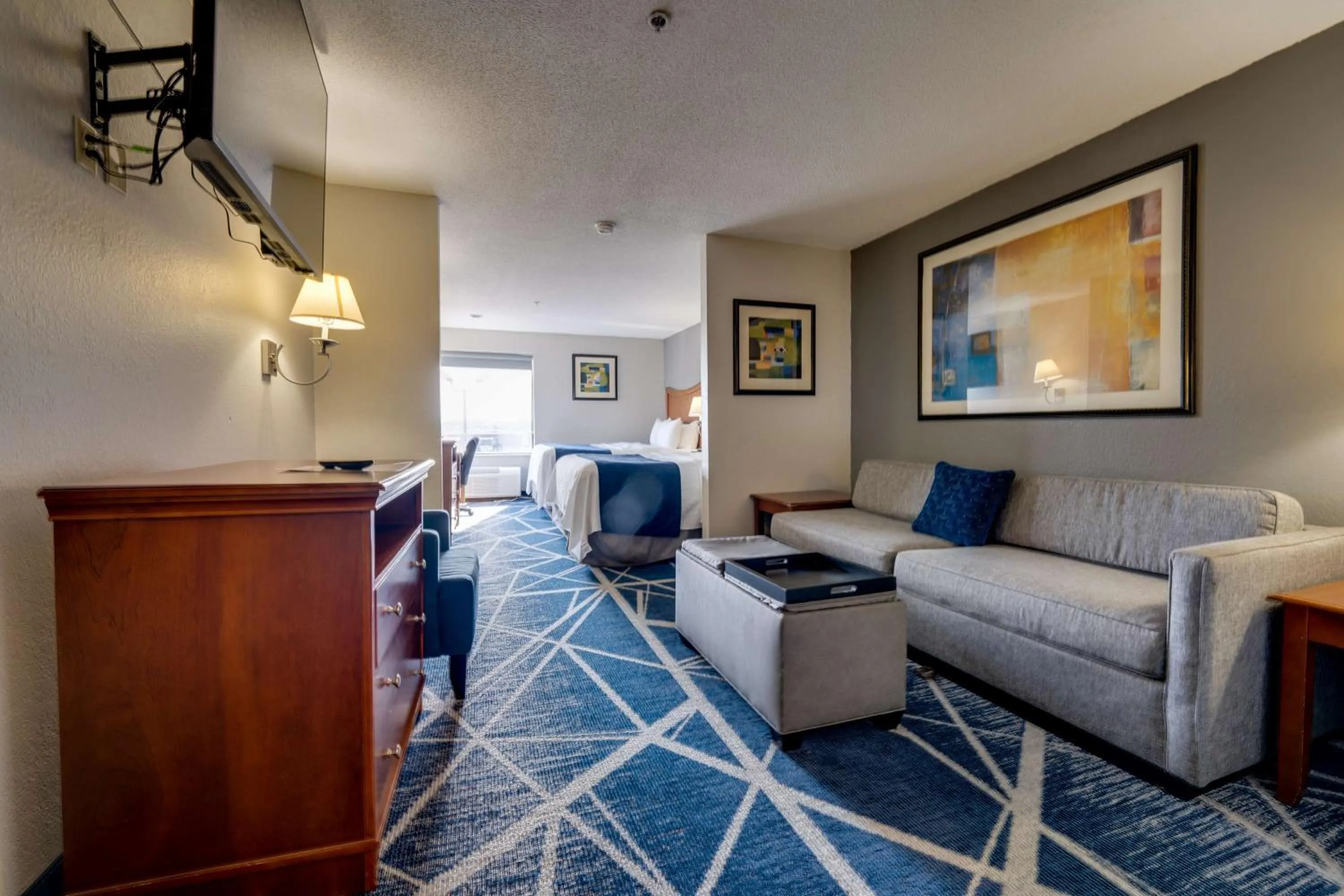 Bedroom, Seating Area in Best Western Somerset