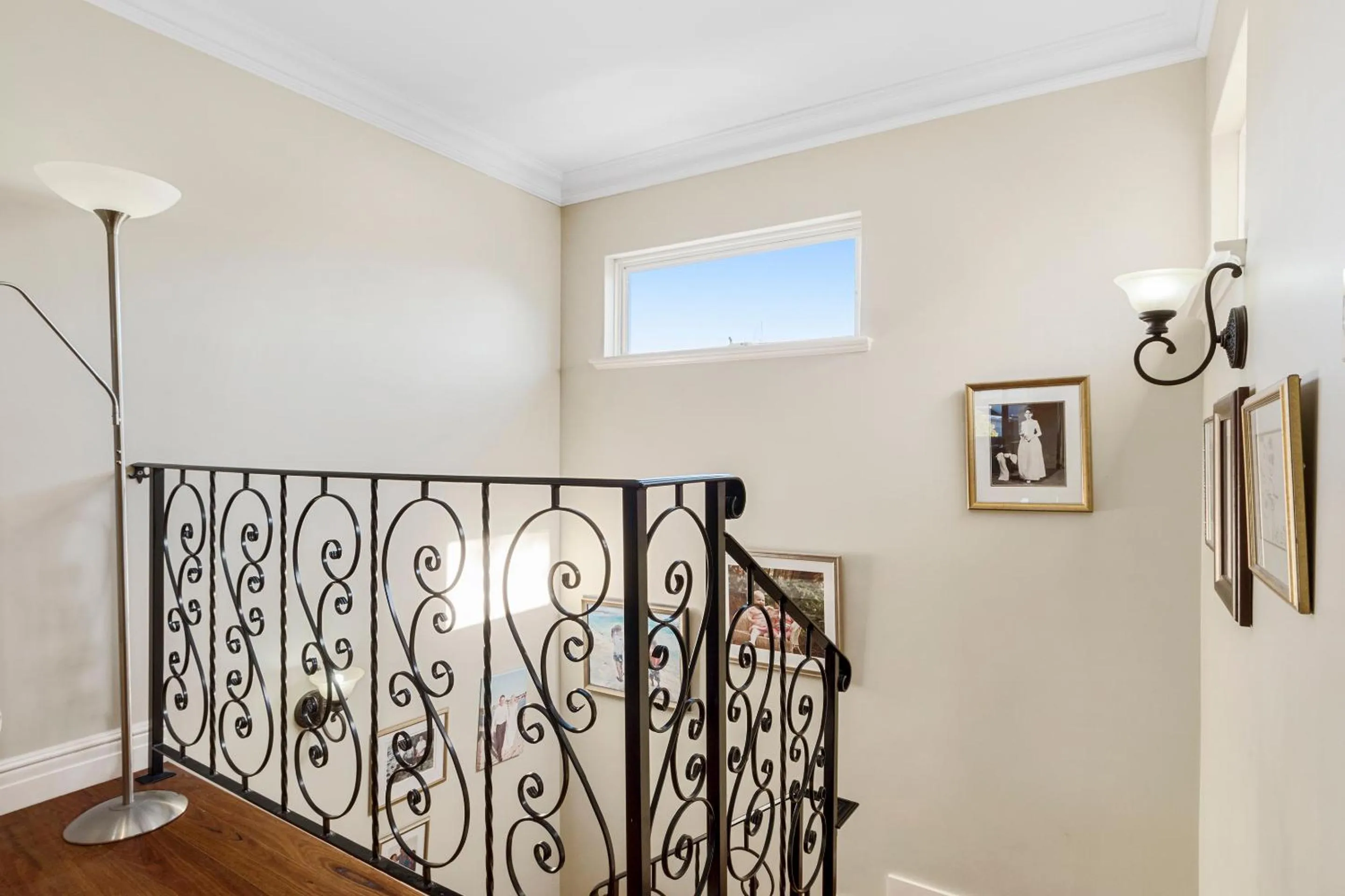 Living room in Sorrento Beach Bed & Breakfast