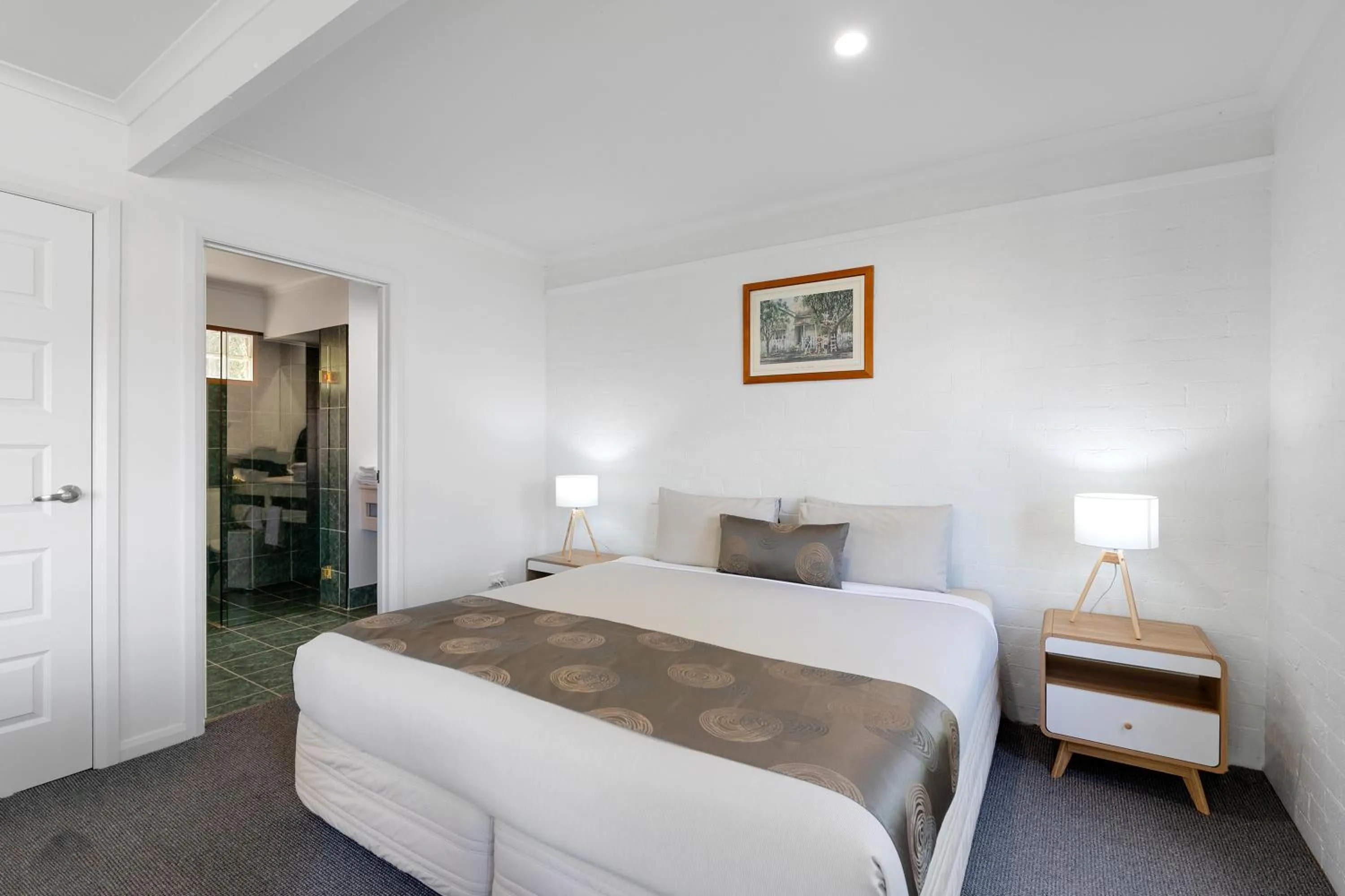 Bed in Hideaway on George