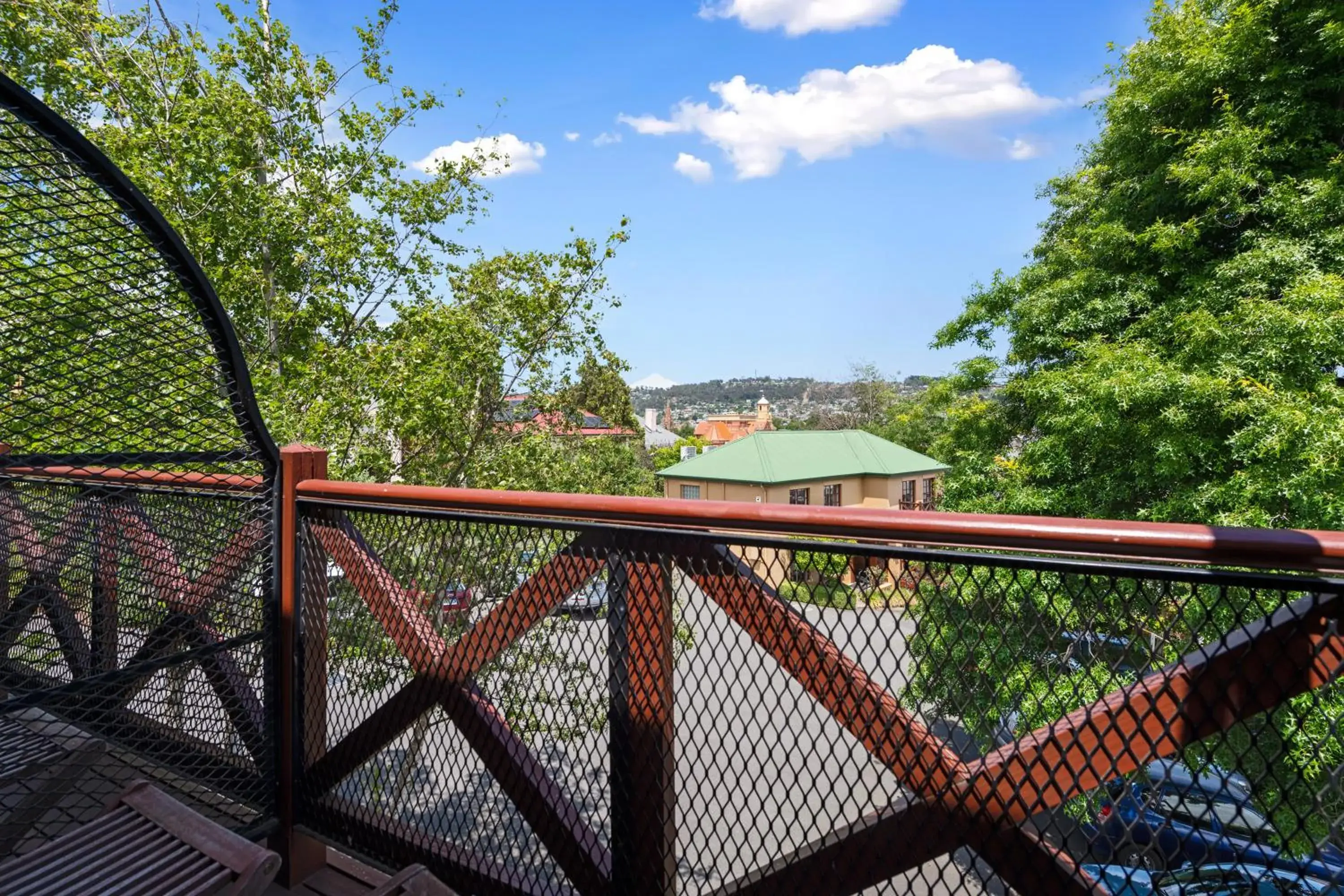 Standard Suite in Hideaway on George Standard Suite in Hideaway on George