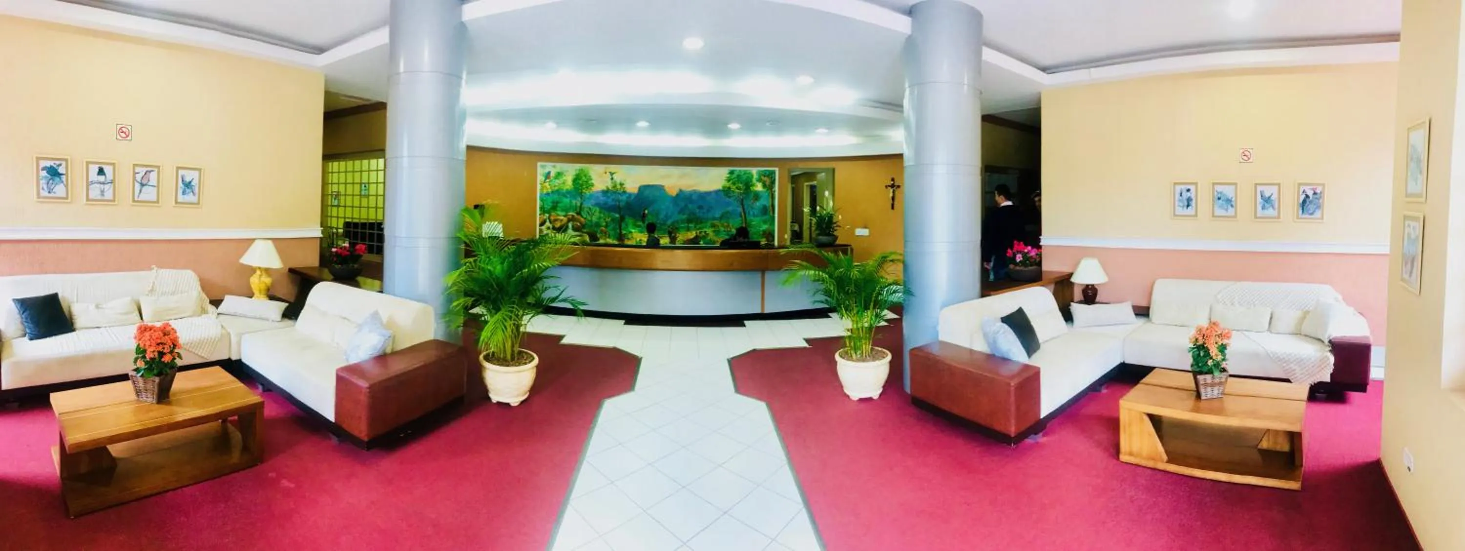 Lobby or reception in Hotel Platanus