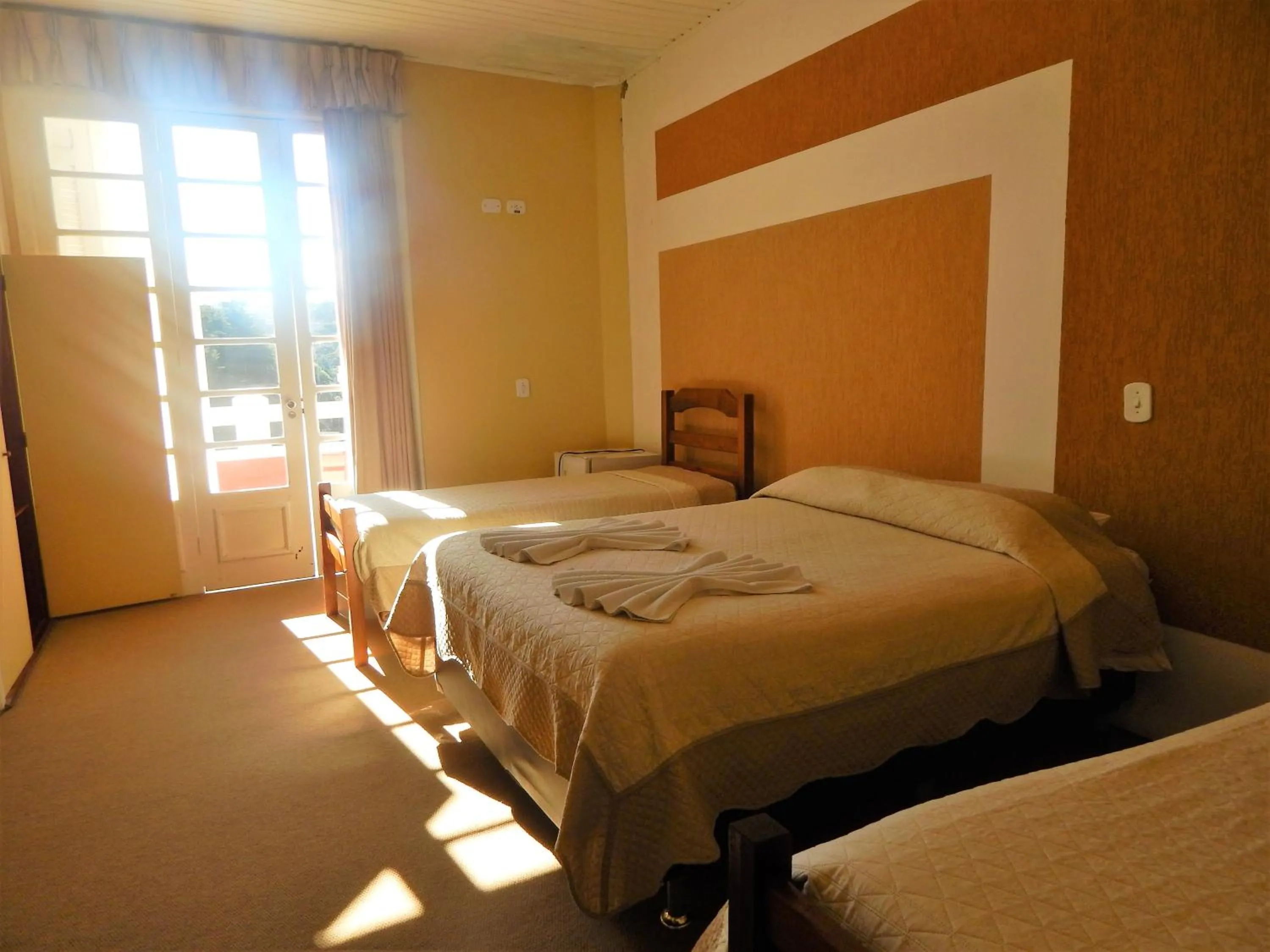 Bedroom, Bed in Hotel Platanus