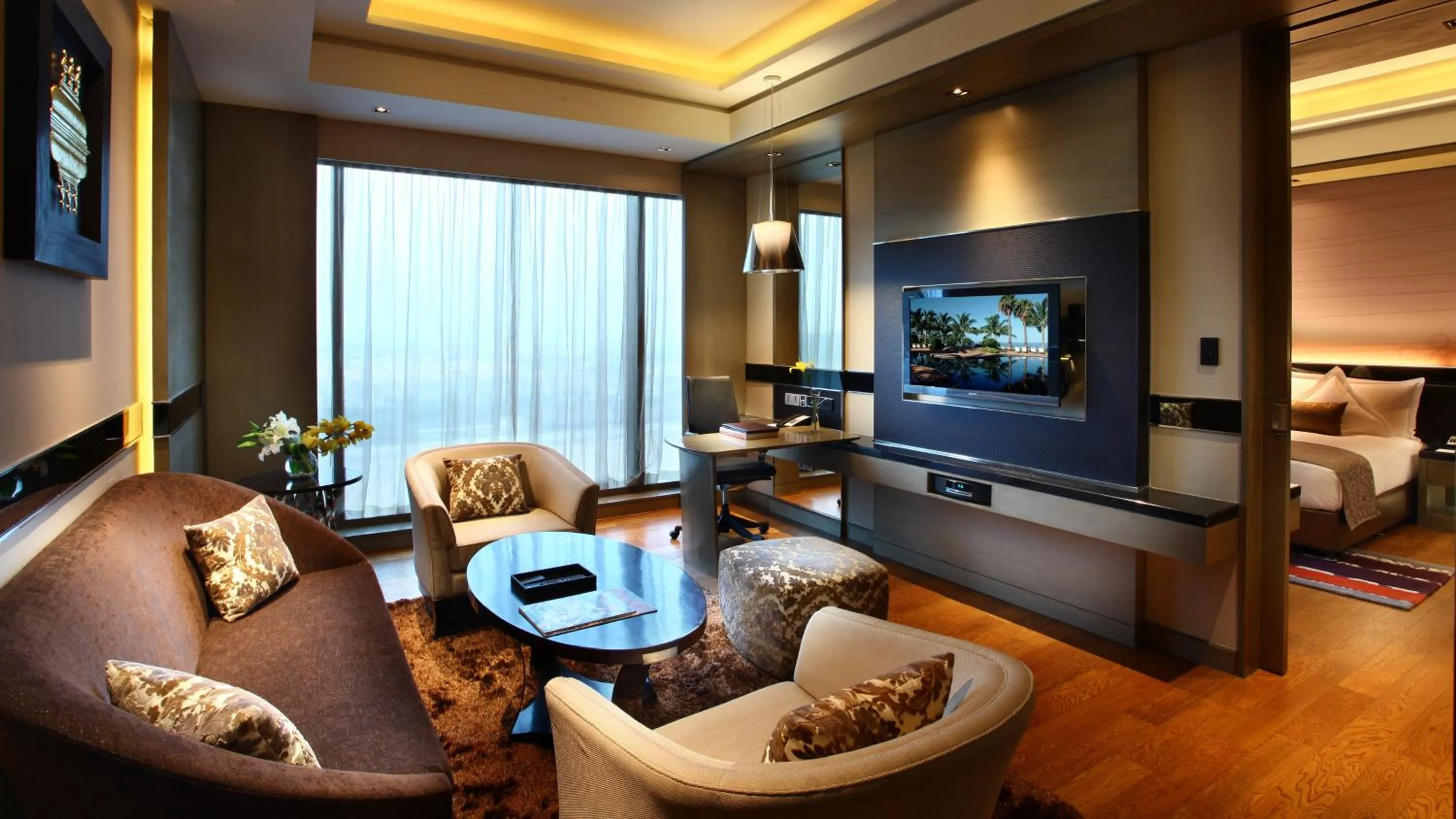 Photo of the whole room, Bed in Crowne Plaza New Delhi Rohini by IHG