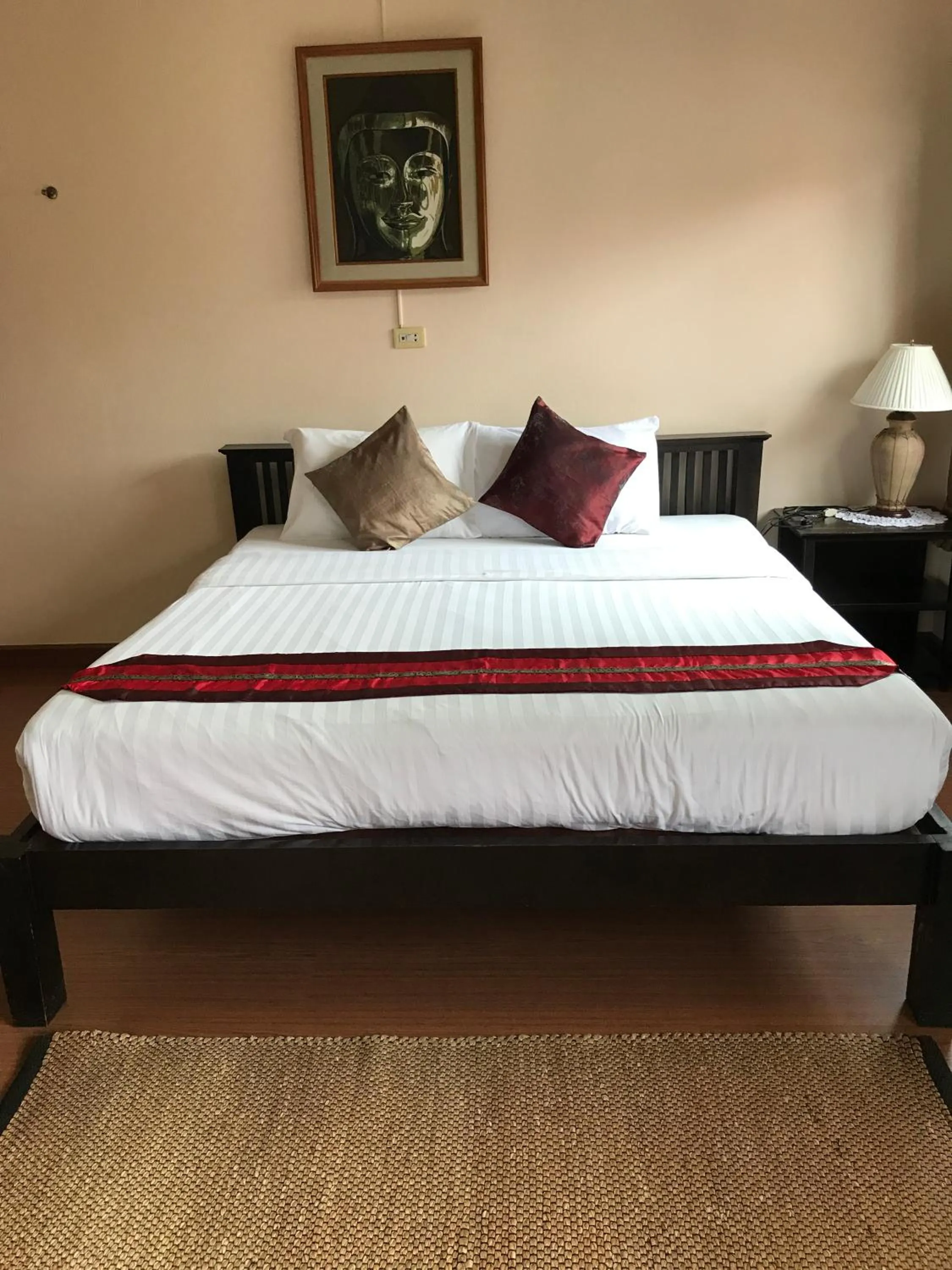 Bed in Baan Klang Vieng
