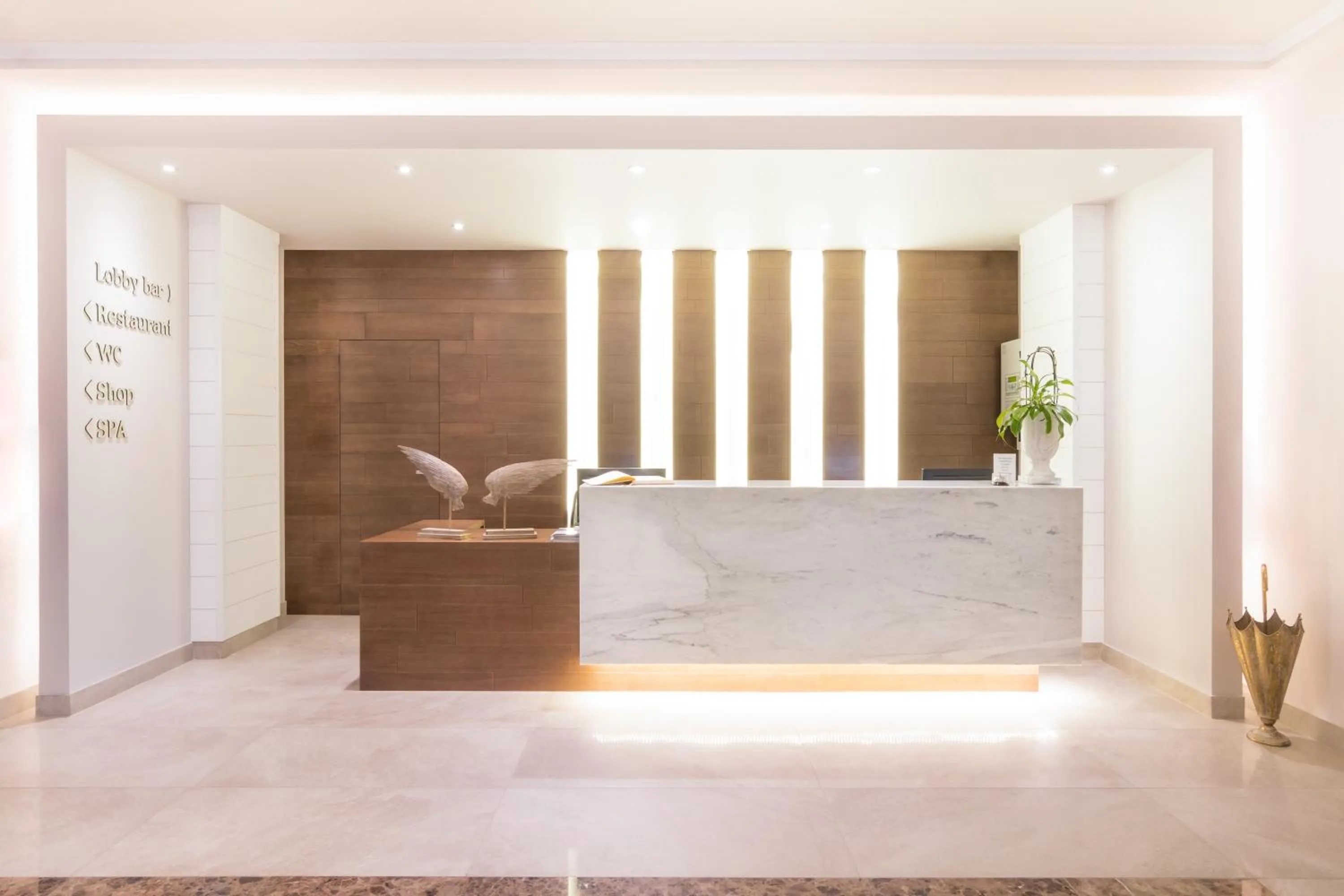 Lobby or reception in King Maron Beach Hotel & Spa