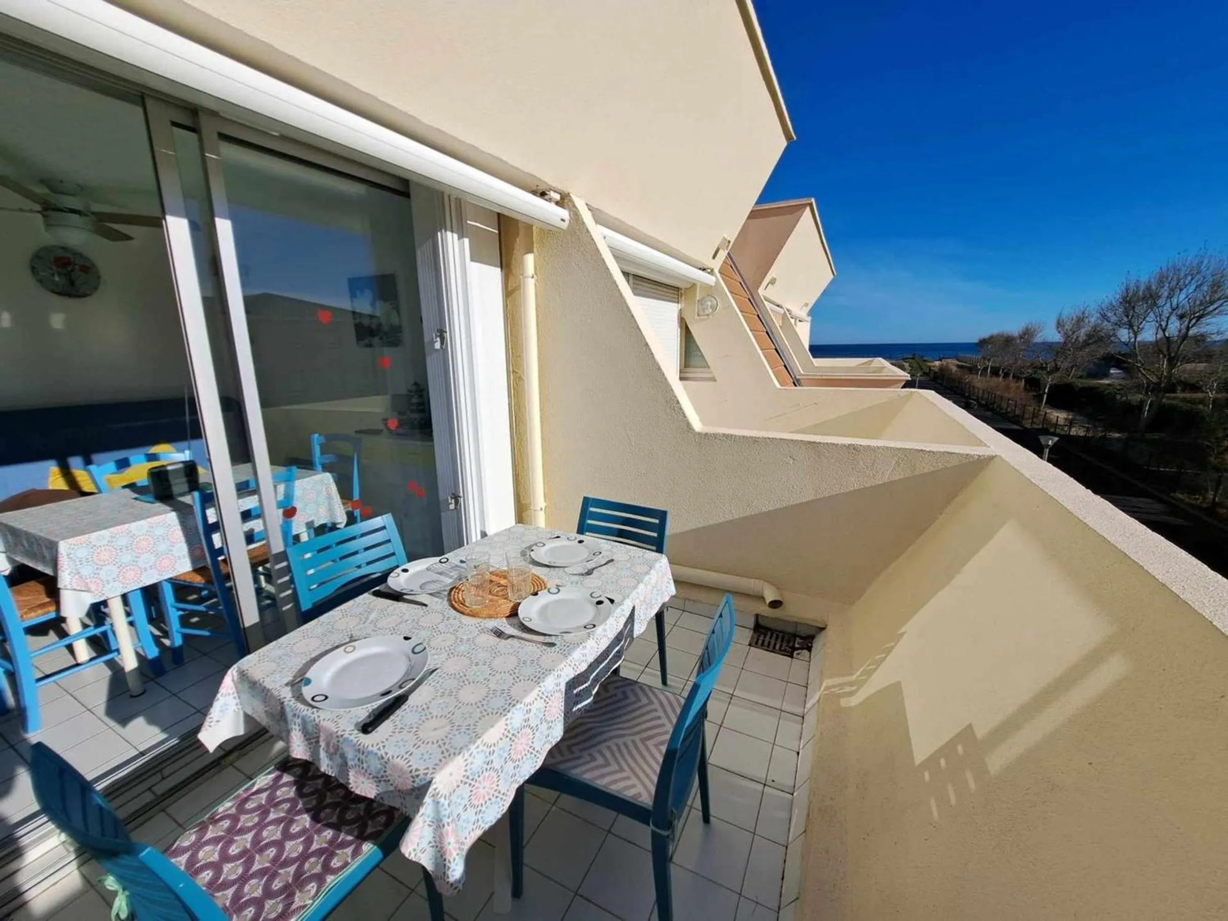 Studio cabine 4 personnes avec terrasse et parking à Marseillan-Plage - FR-1-326-388