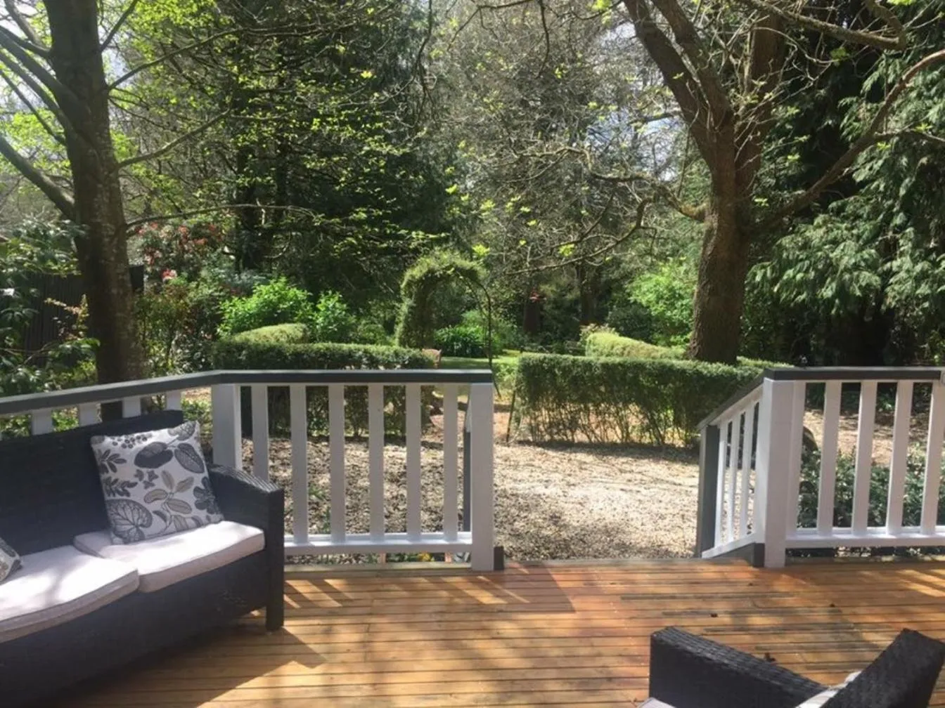 Garden view in Clarendon Cottages