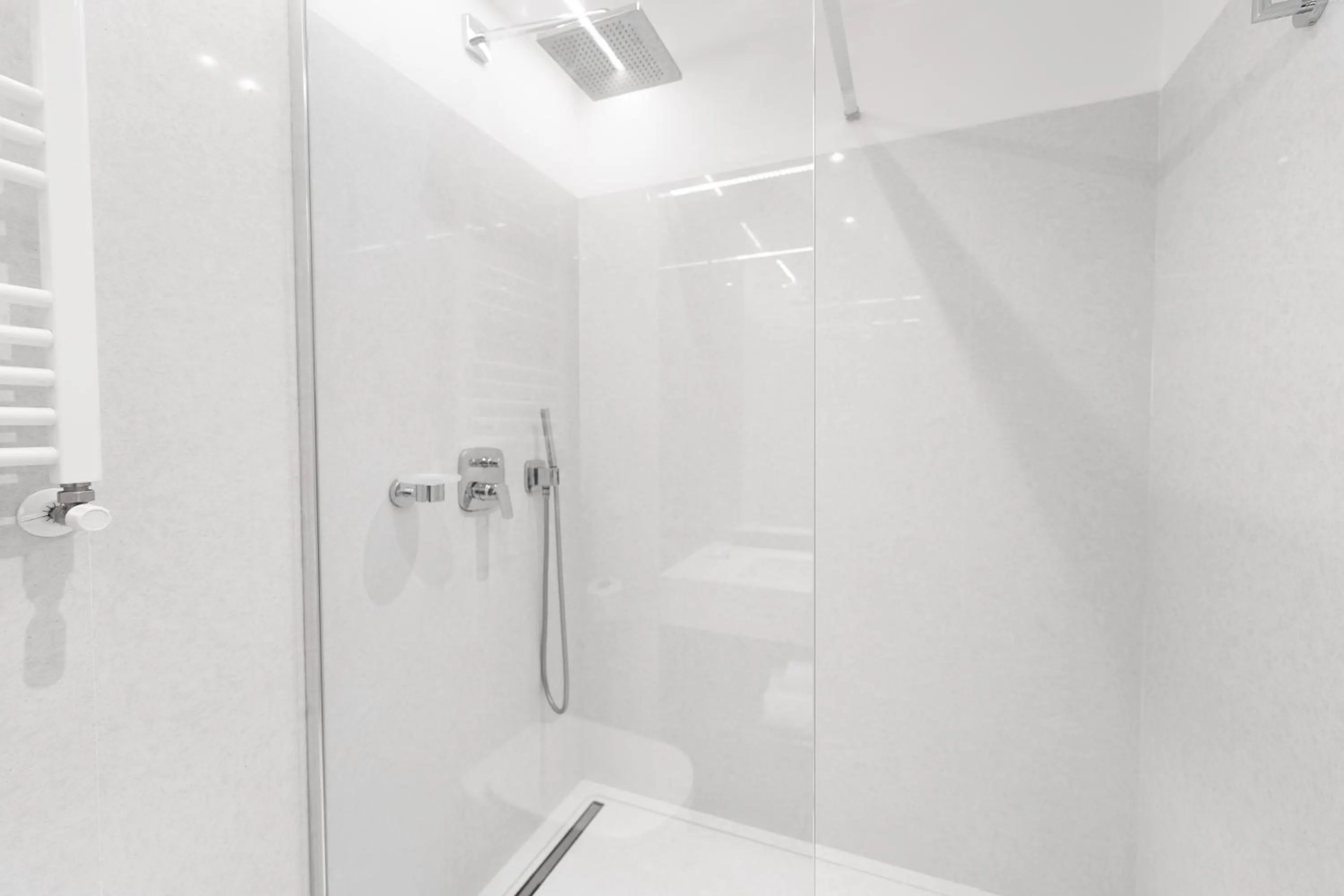 Shower in Hotel Sinaia