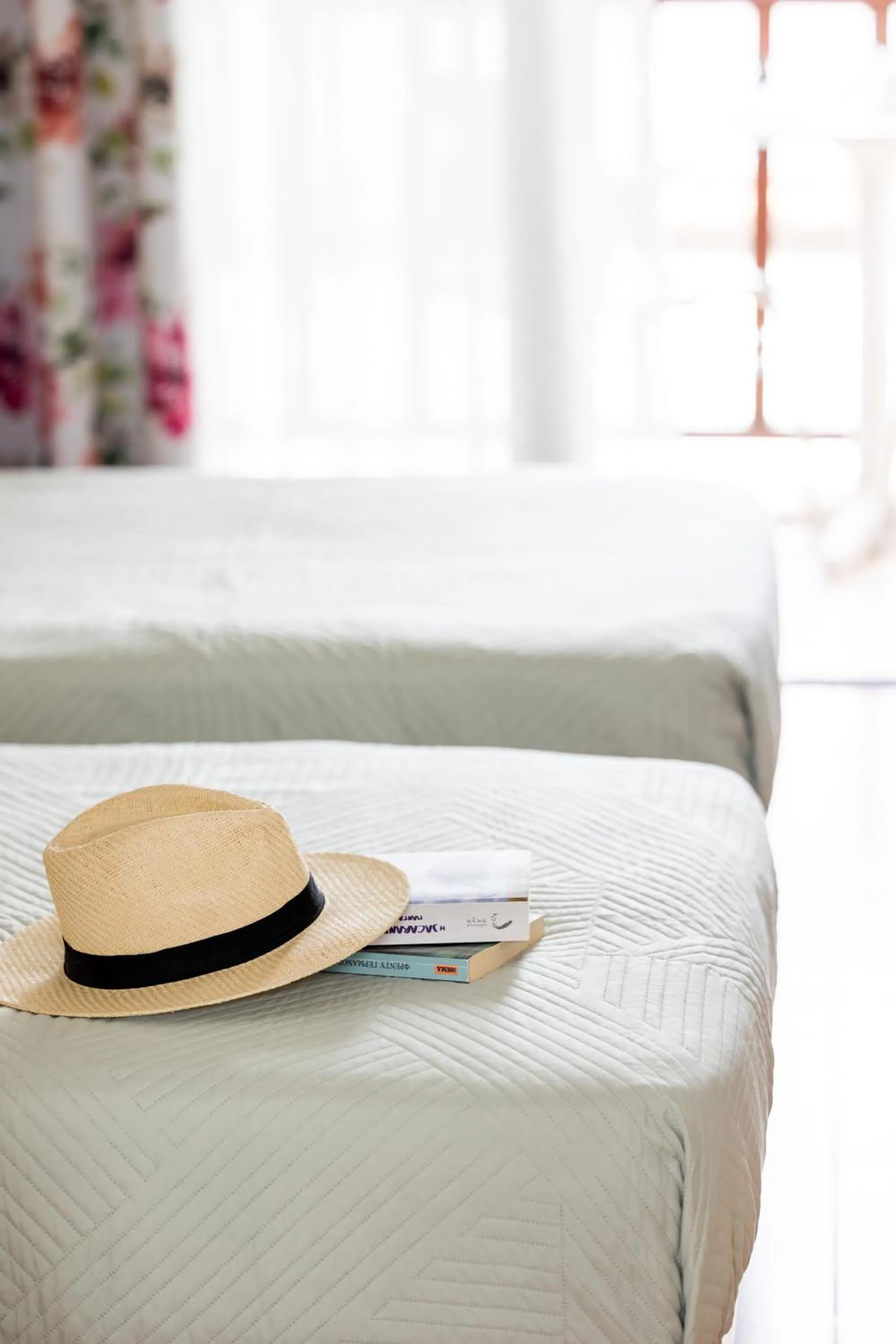 Bed in Athos Guest House Pansion