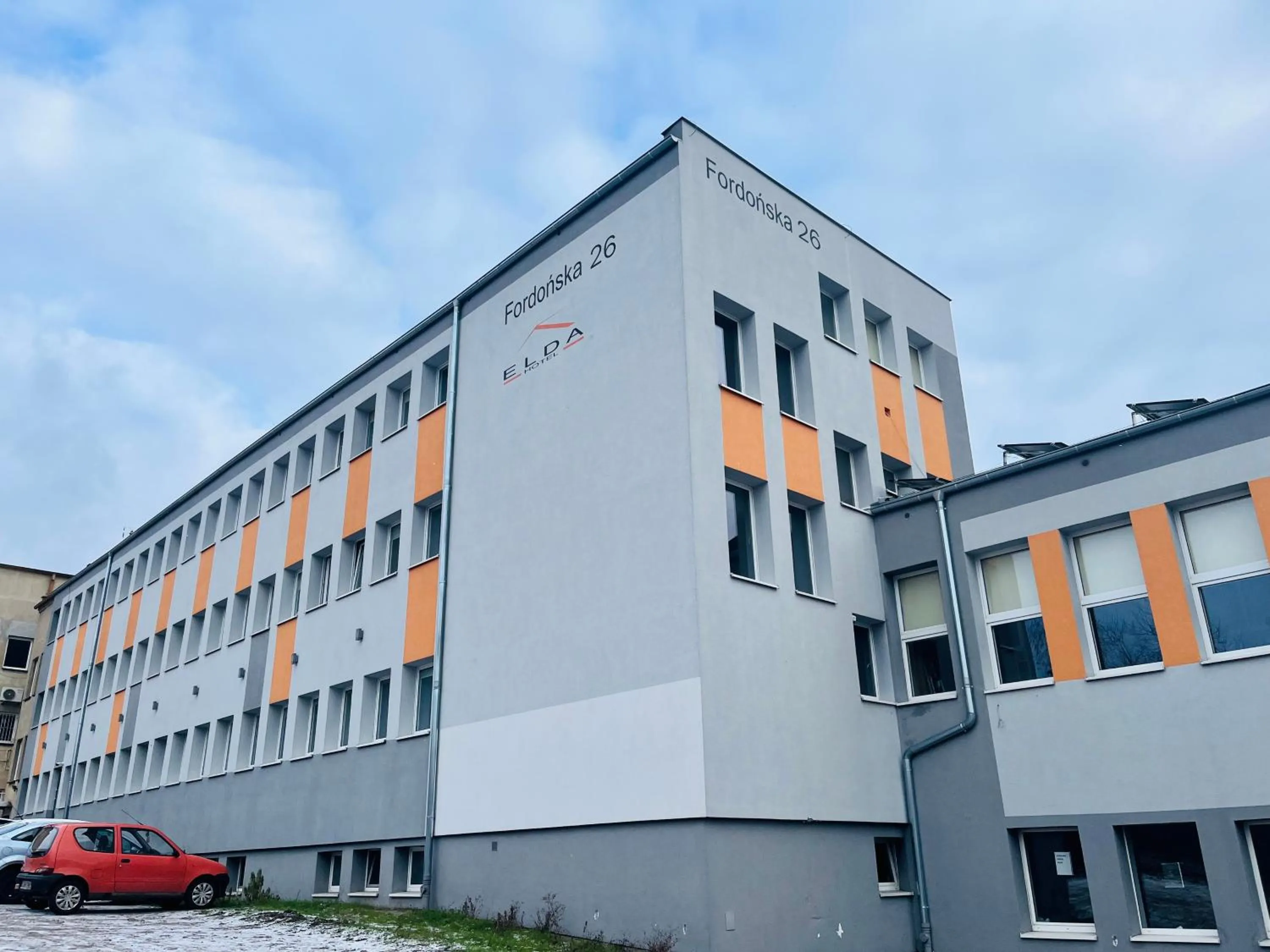 Property building in Hotel Elda