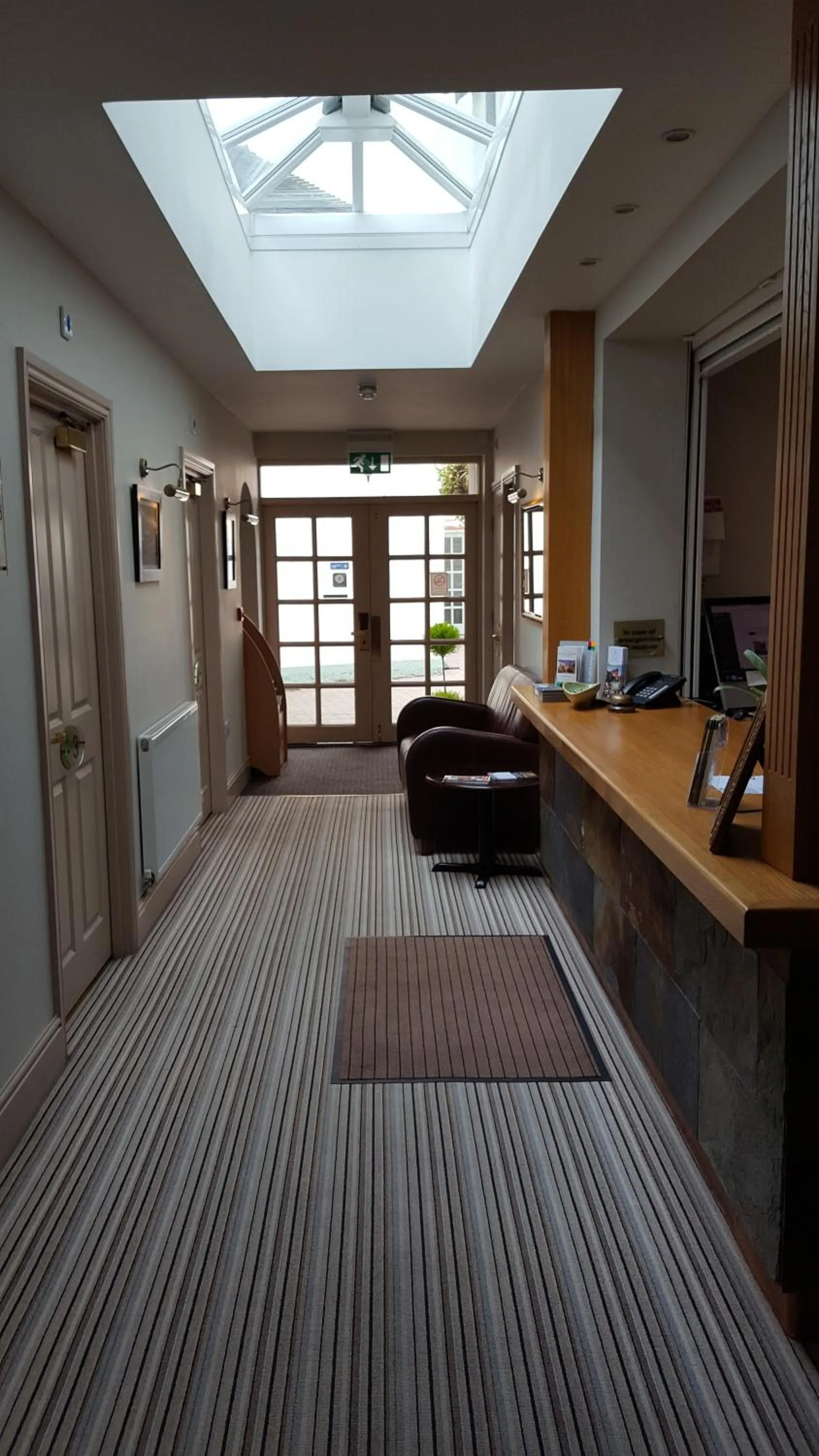 Seating area in Castle Limes Hotel