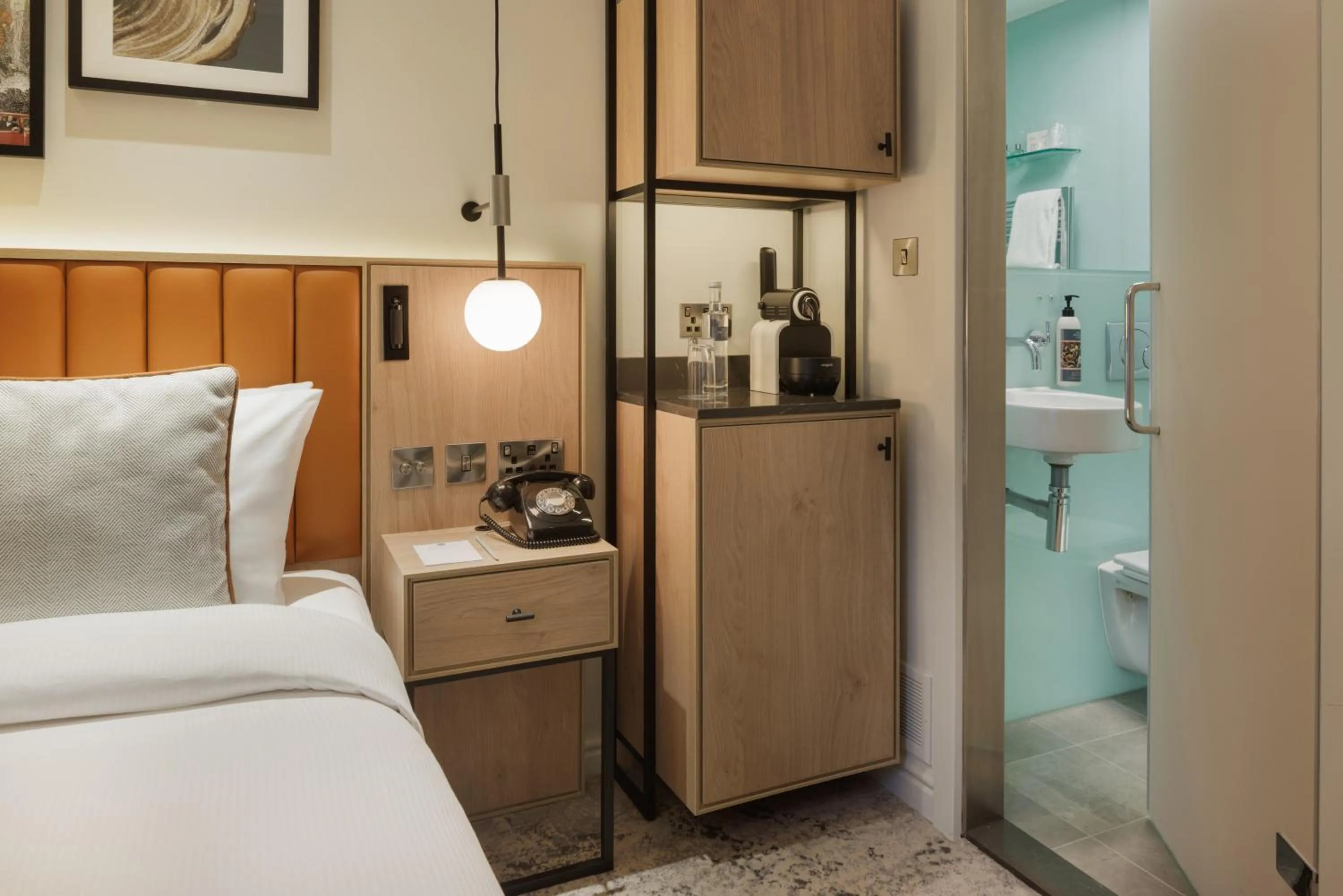 Bedroom, Bed in The Memoir Club, formerly Ambassadors Bloomsbury