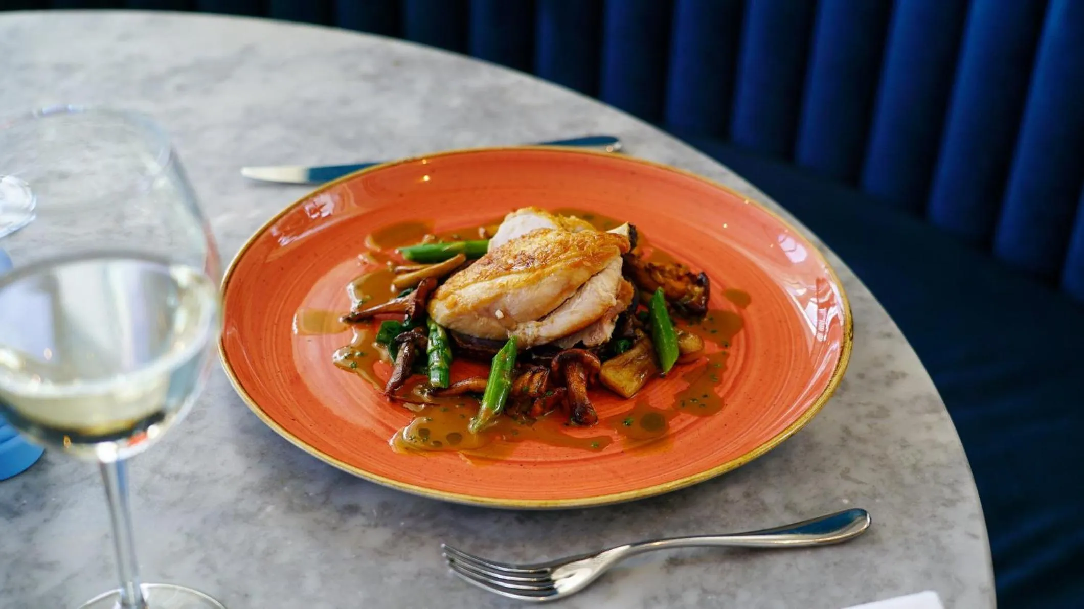 Restaurant/places to eat in voco St. David's Cardiff by IHG