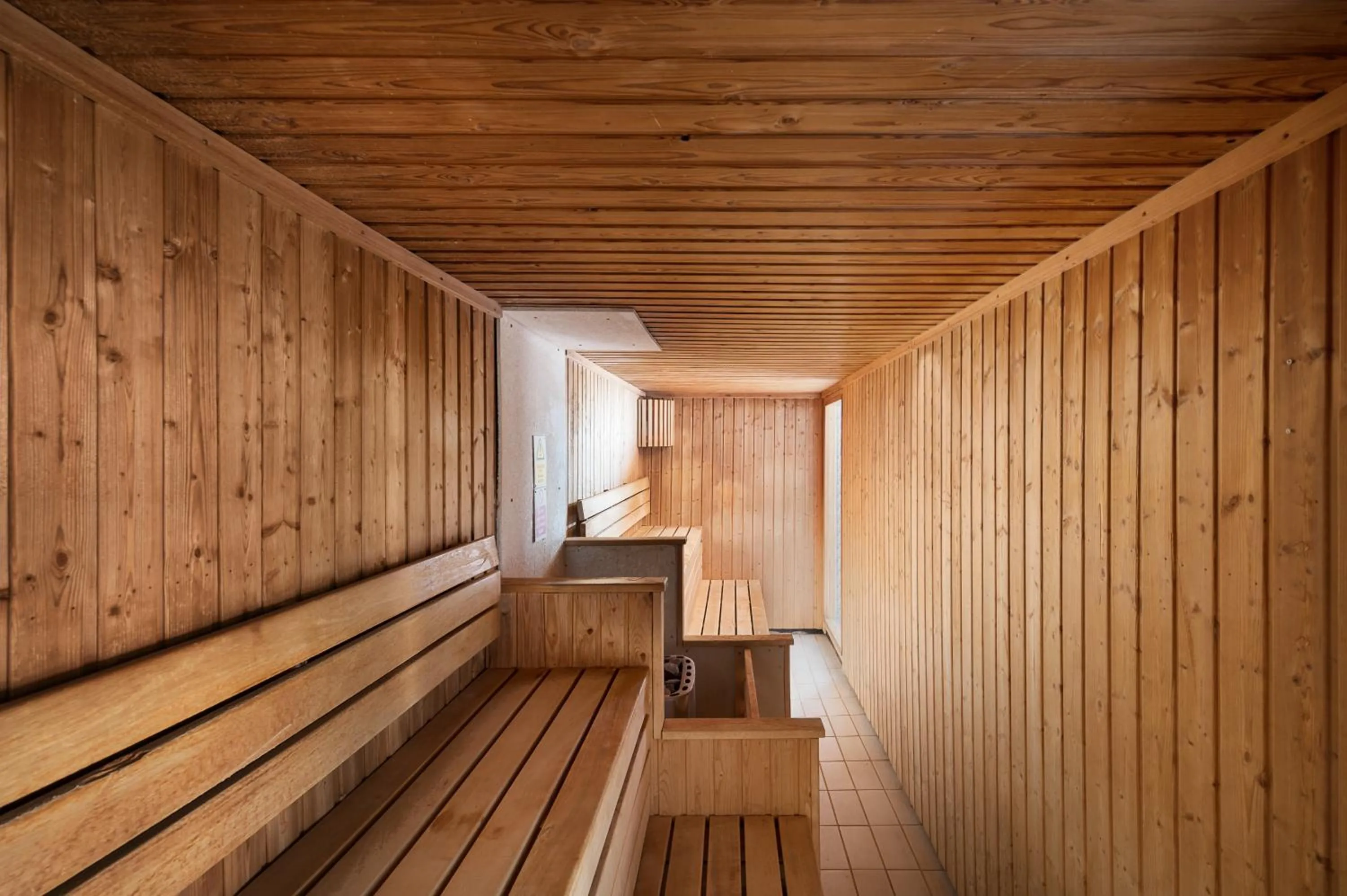 Spa and wellness centre/facilities in voco St. David's Cardiff by IHG