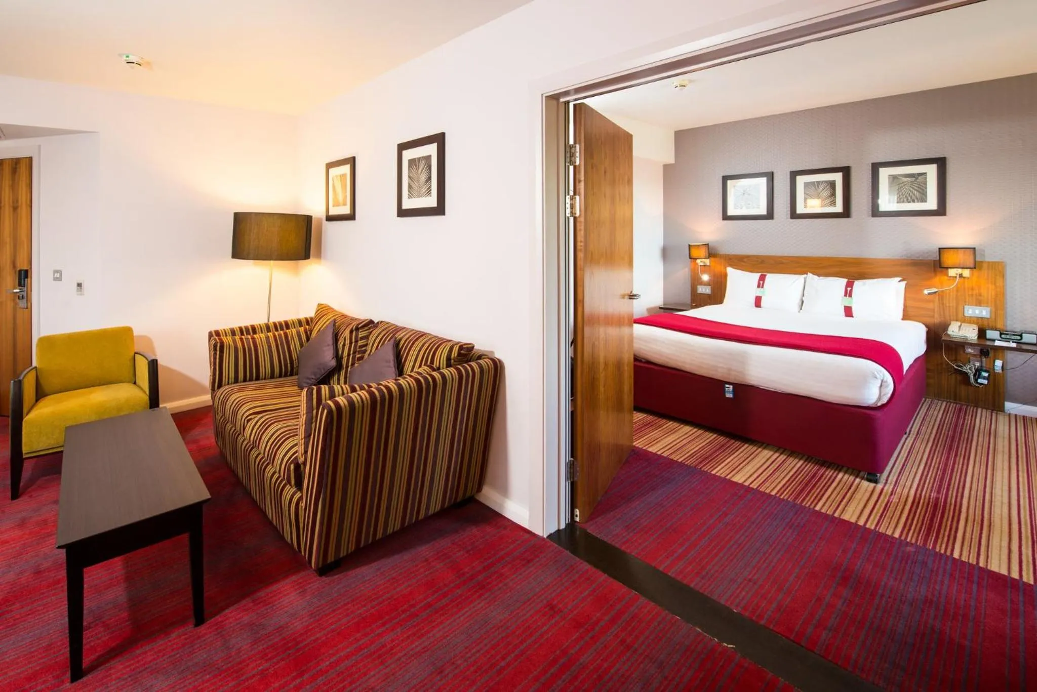 Photo of the whole room, Bed in Holiday Inn Norwich City by IHG