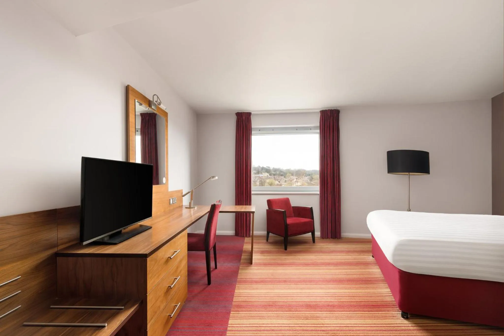 Photo of the whole room, Bed in Holiday Inn Norwich City by IHG