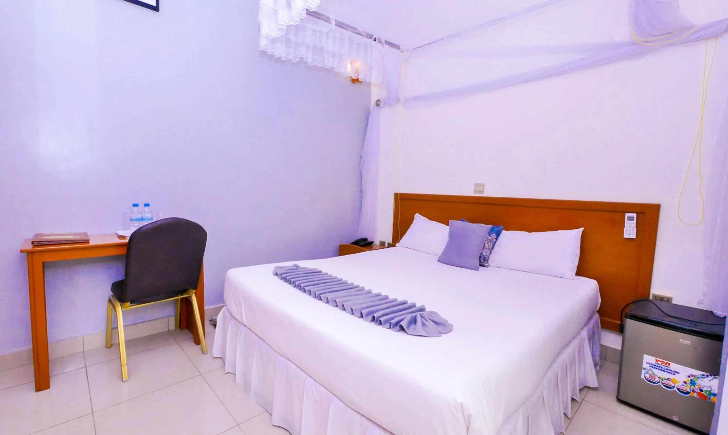 Bed in Lebanon Hotel