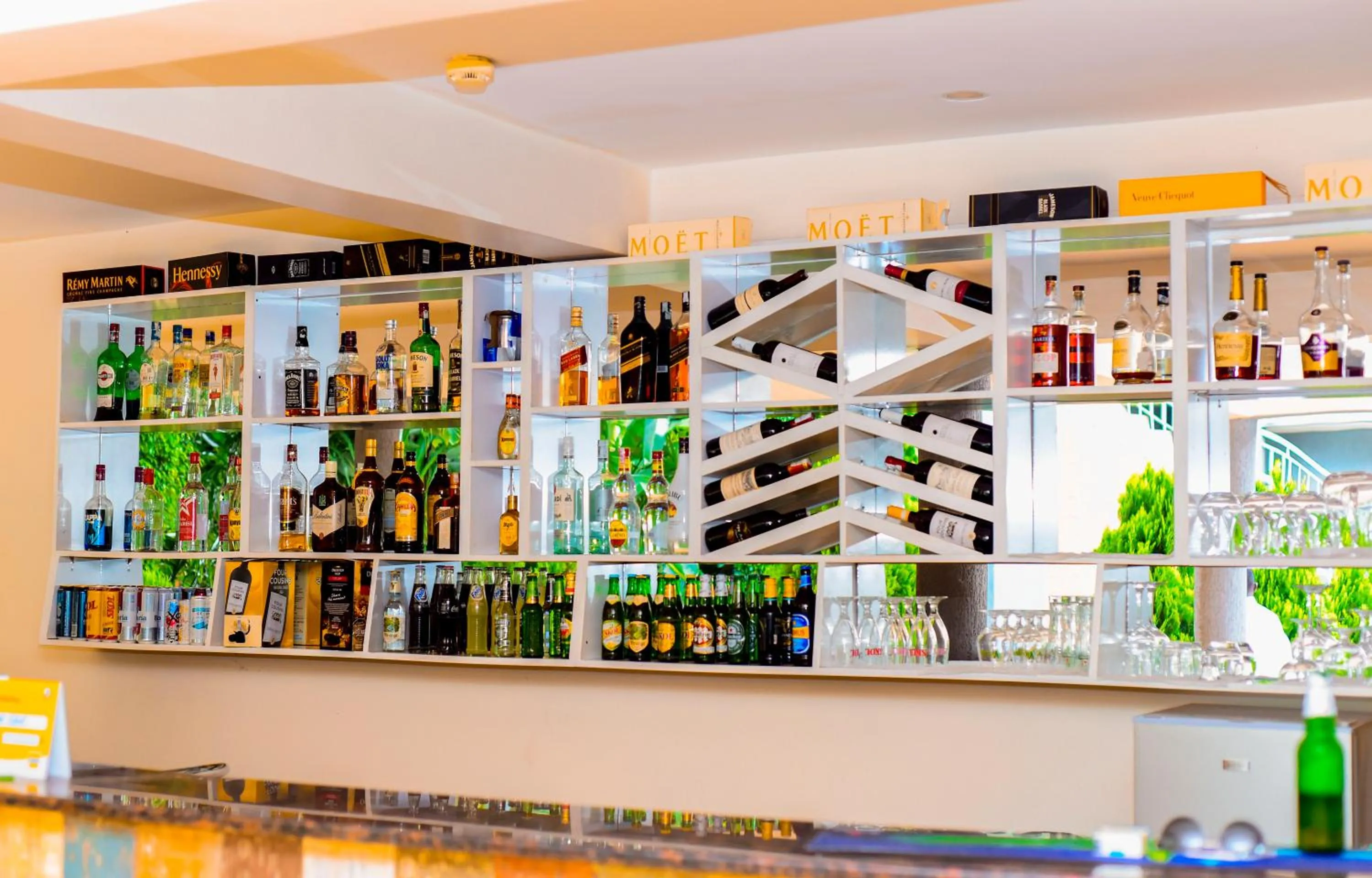 oven in Lebanon Hotel