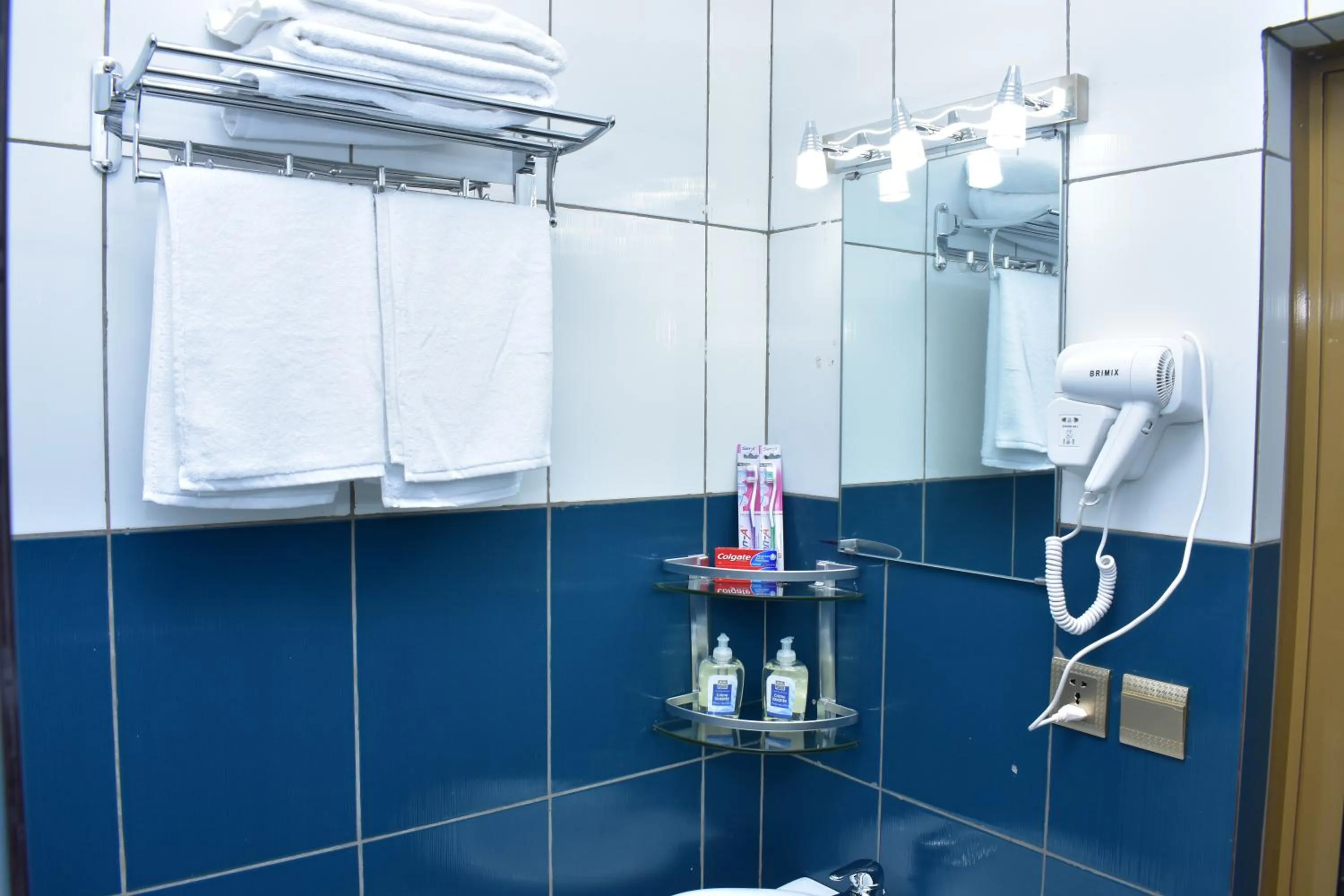 Bathroom in Lebanon Hotel