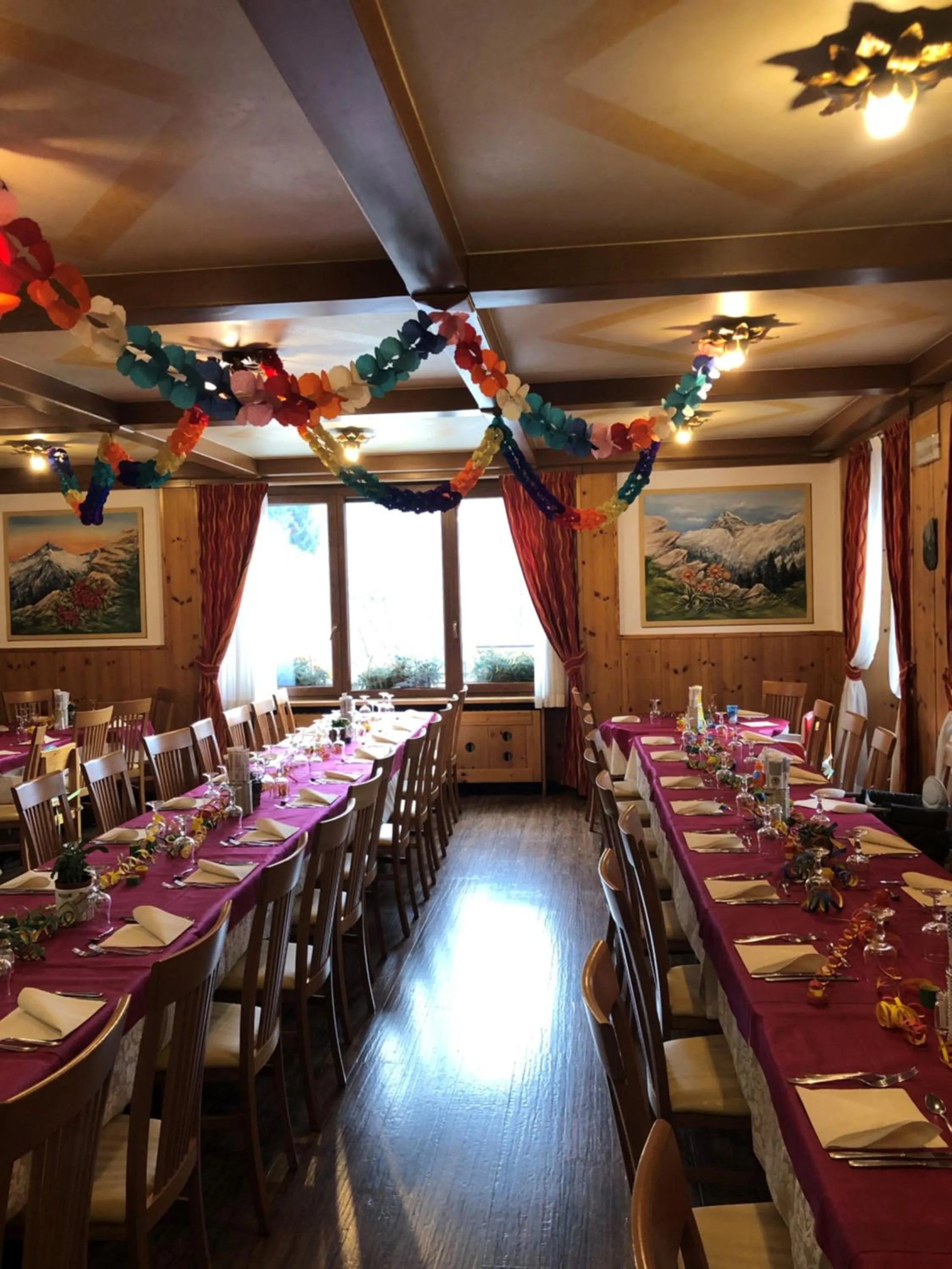 Restaurant/places to eat in Hotel Genzianella