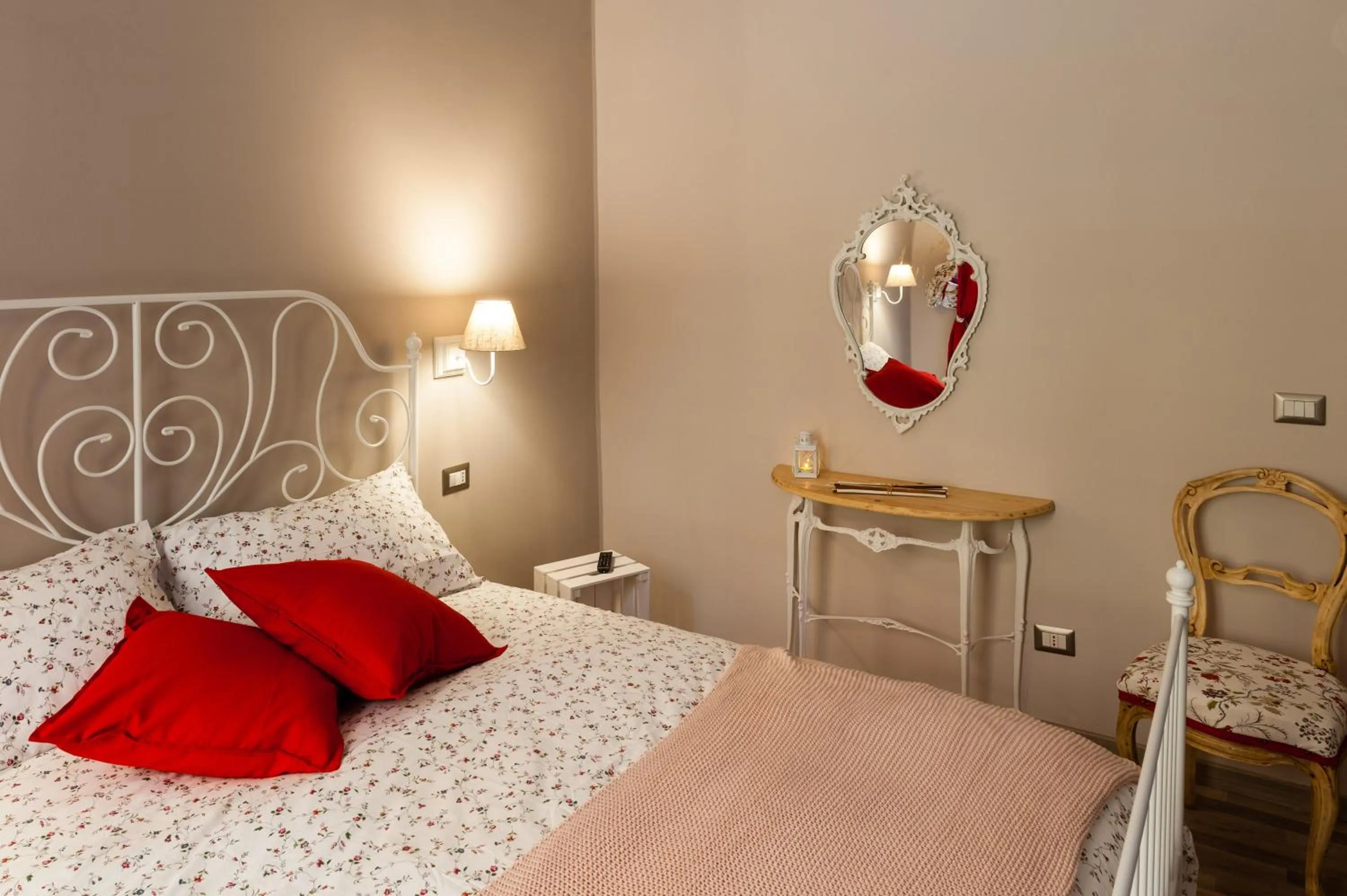 Bed in ISABEL Guest House