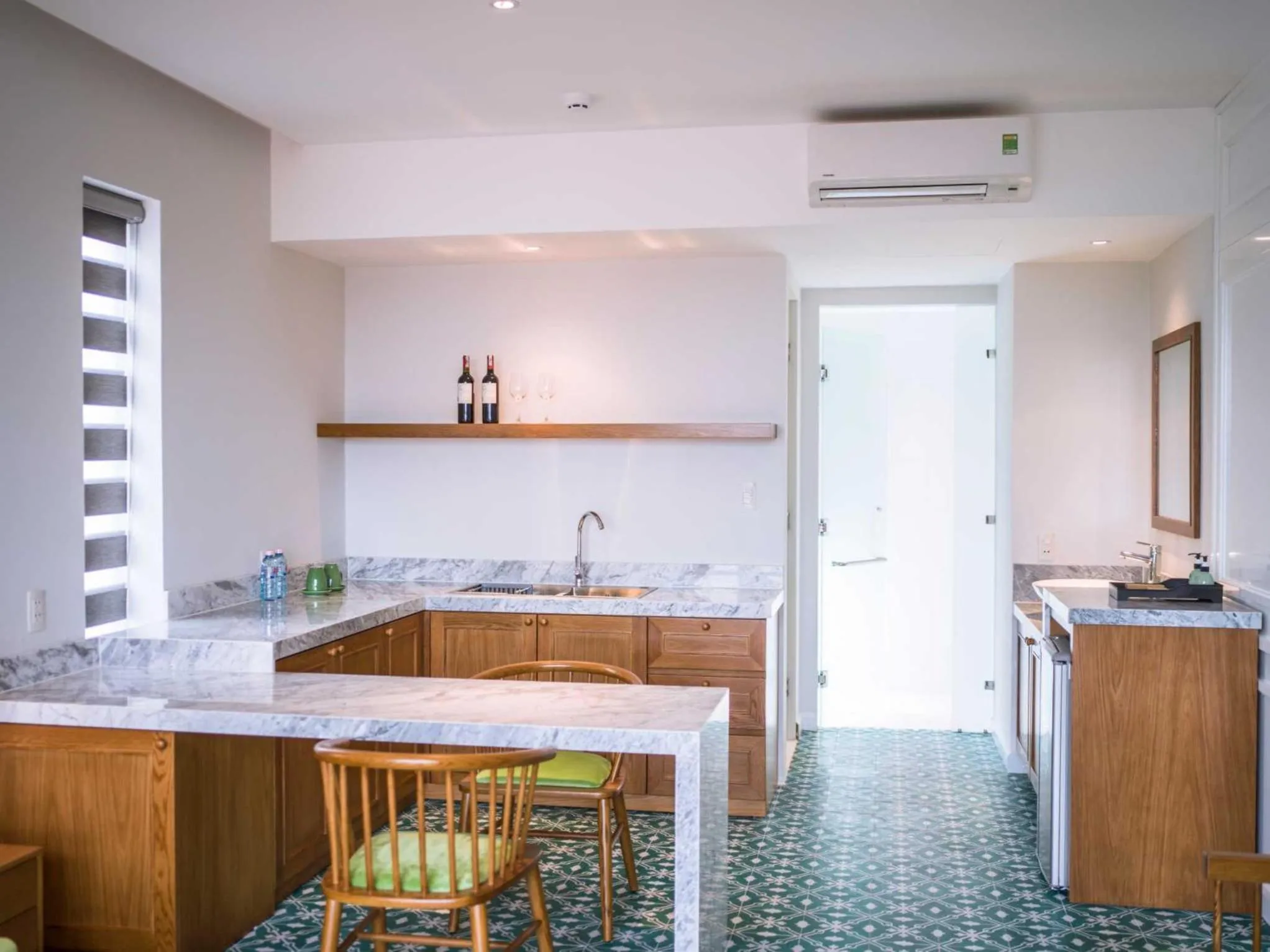 Living room in Vinh Hung Old Town Hotel