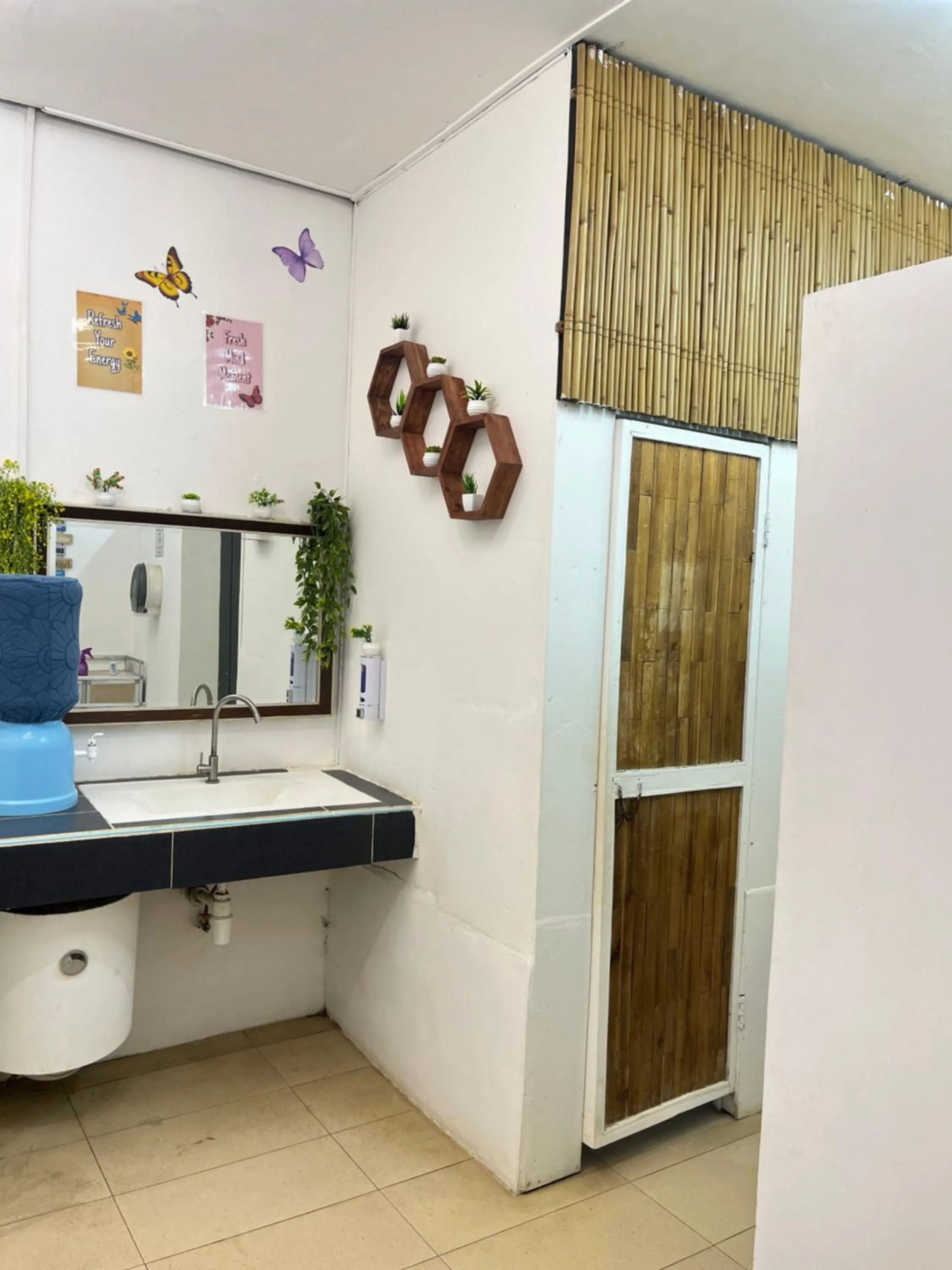 Bathroom in Big Paul Hostel