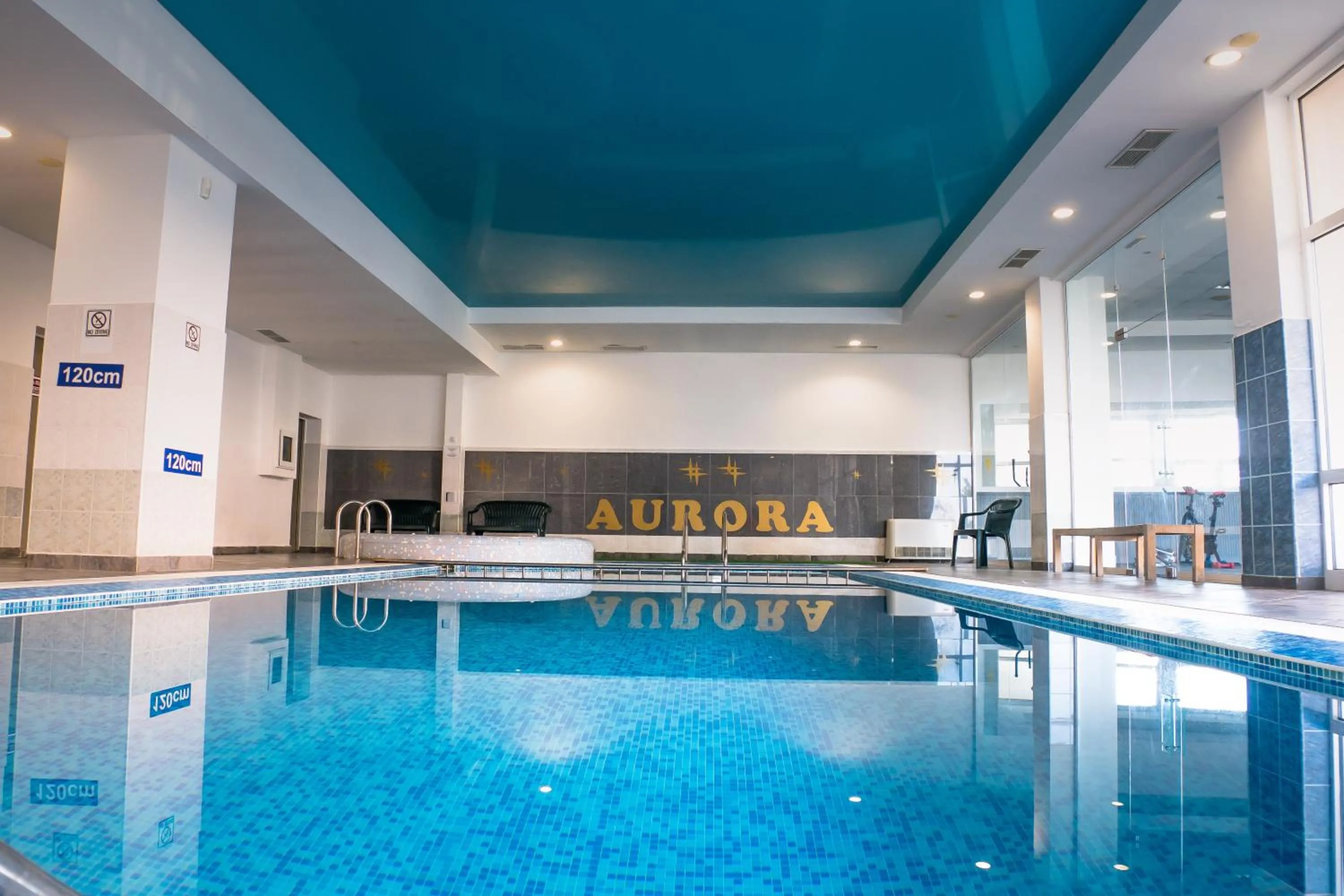 Swimming pool in Villa Aurora