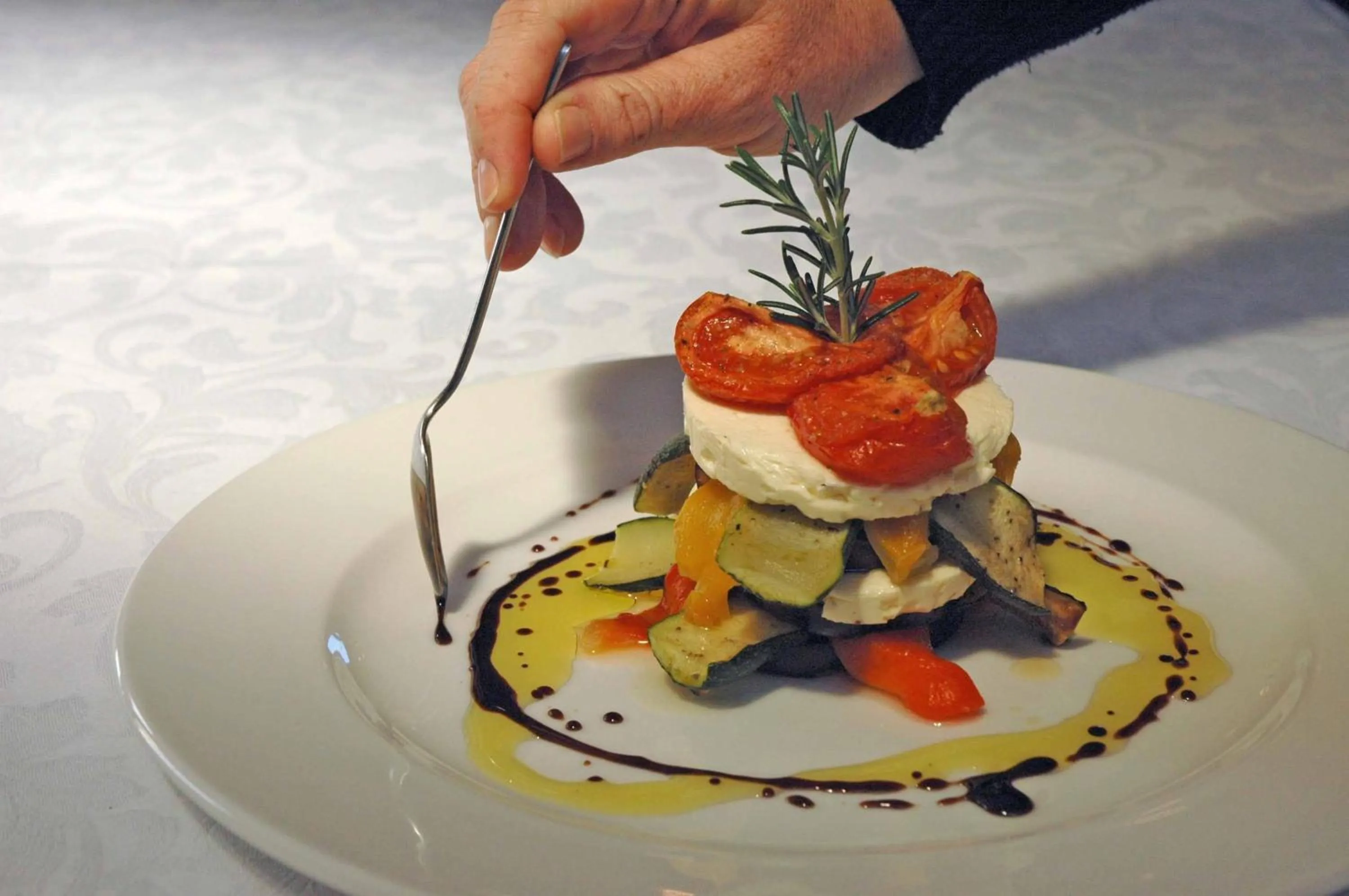 Food and drinks in Serendipity Country House & Restaurant